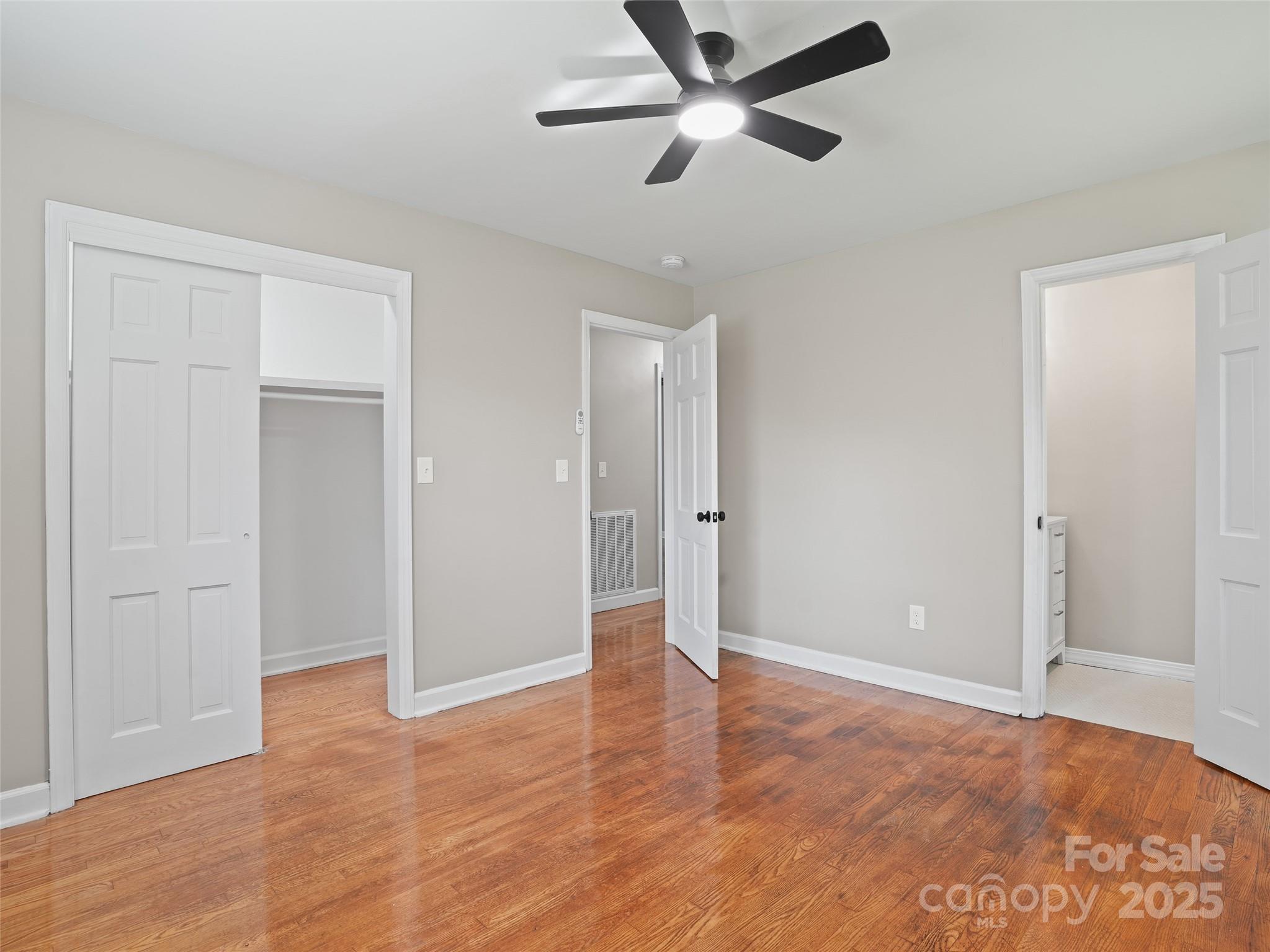 220 Love Lane — Waynesville