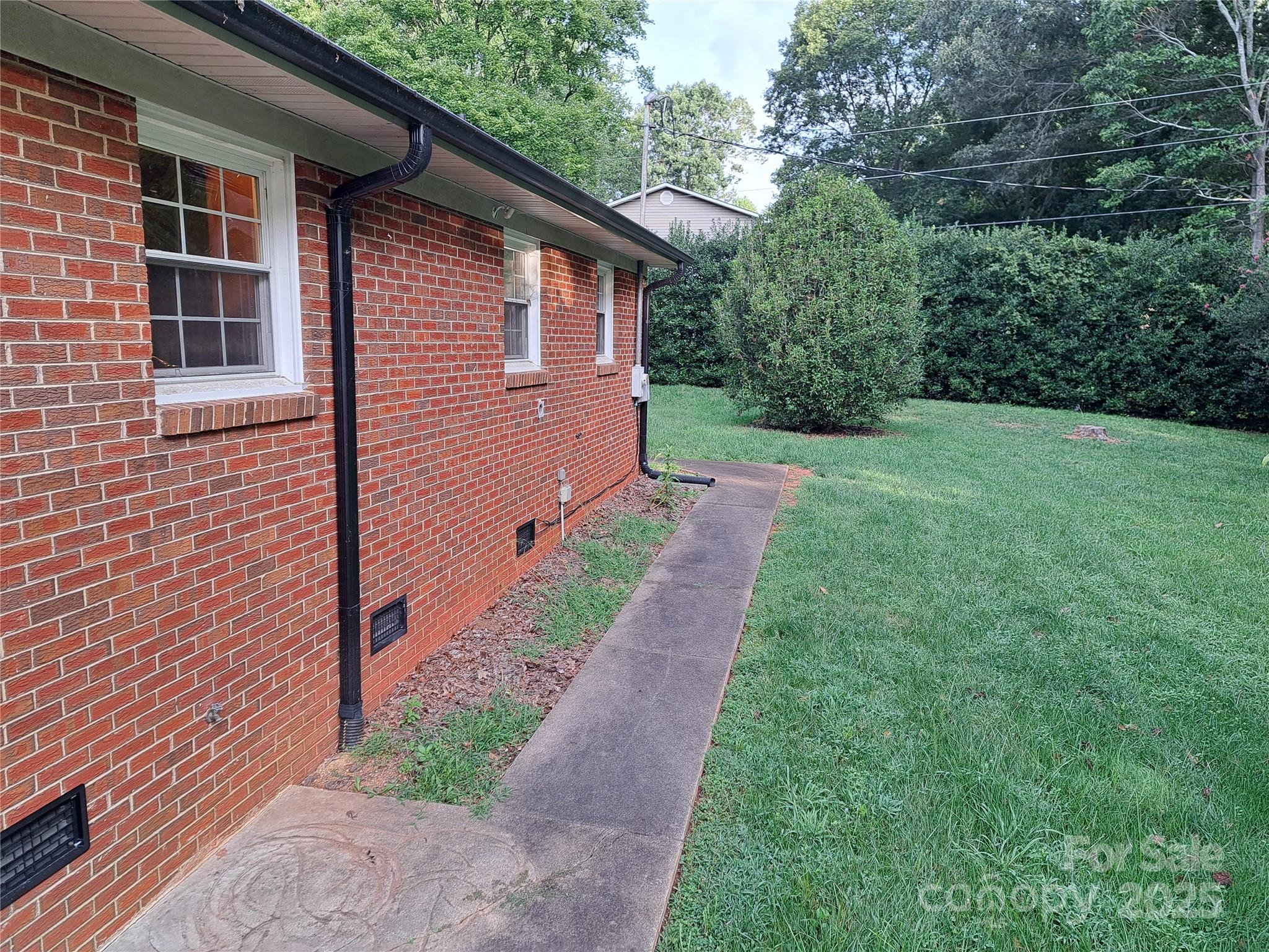 123 Softwind Lane — Concord