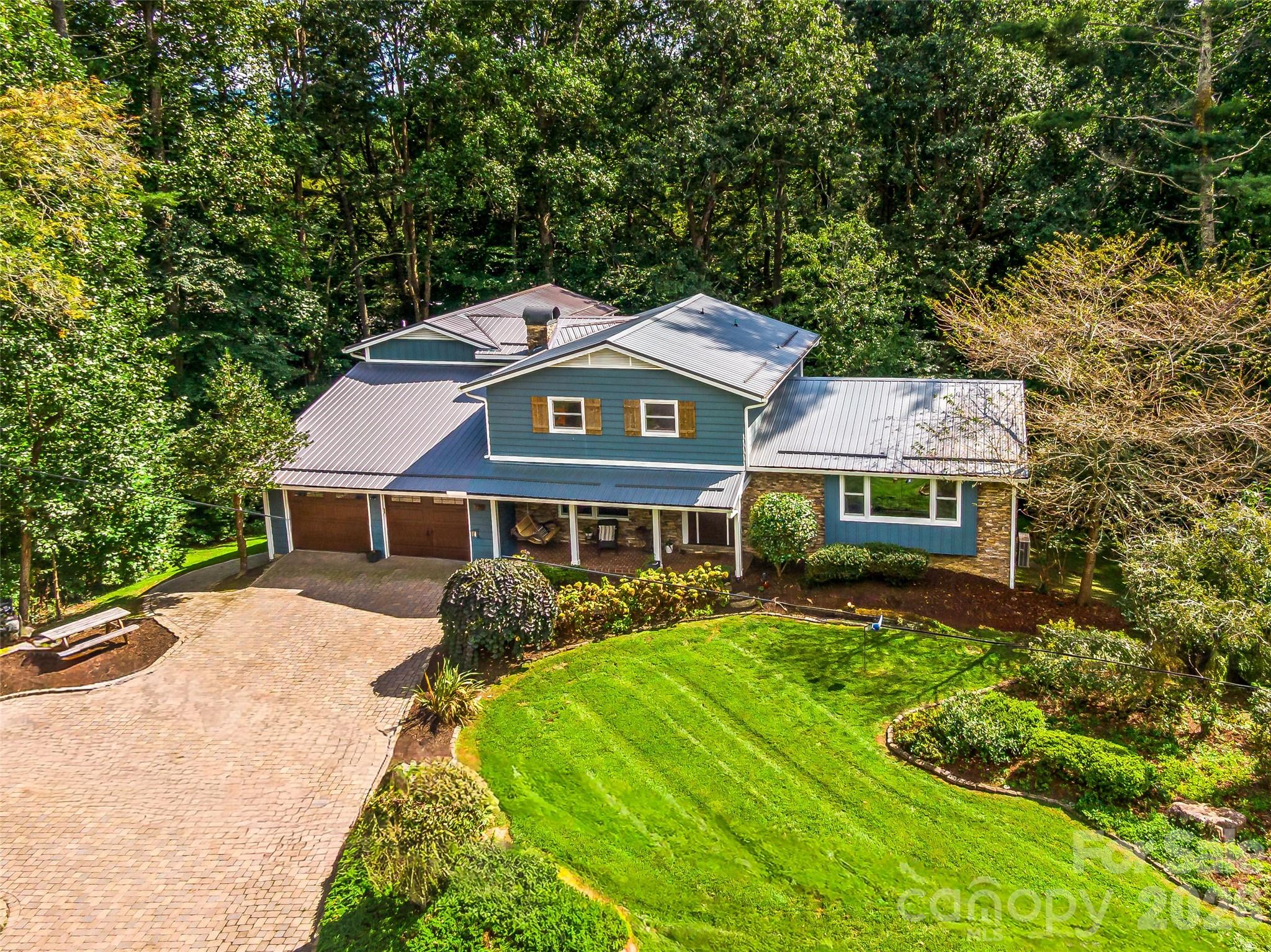 135 Dogwood Drive — Brevard