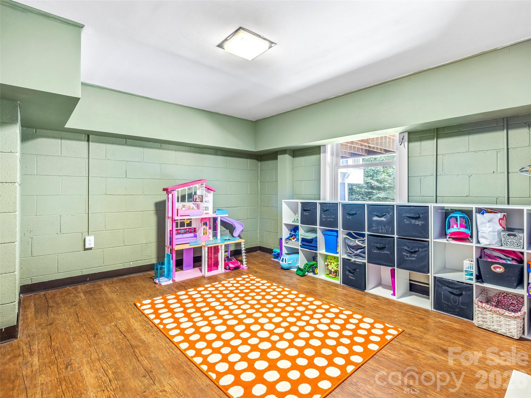 135 Dogwood Drive — Brevard