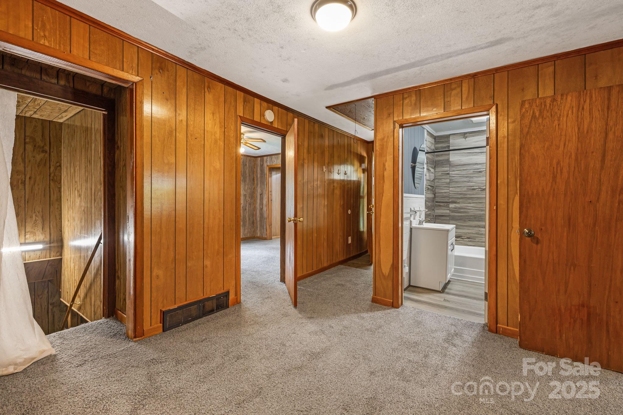 8171 Sugar Hill Road — Marion