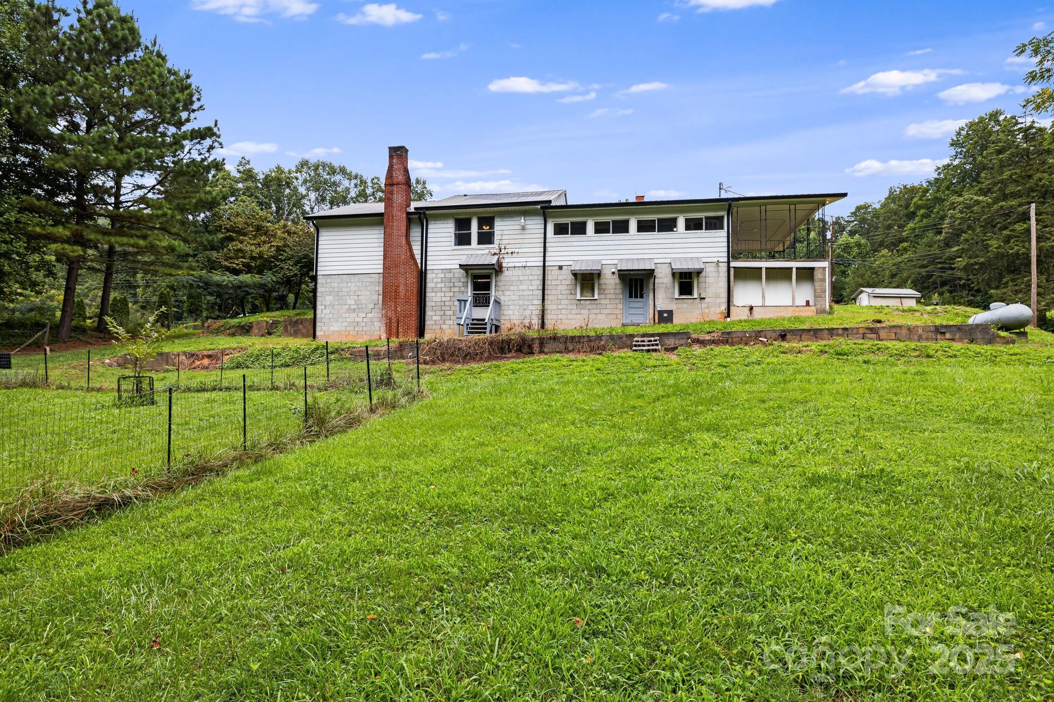 8171 Sugar Hill Road — Marion