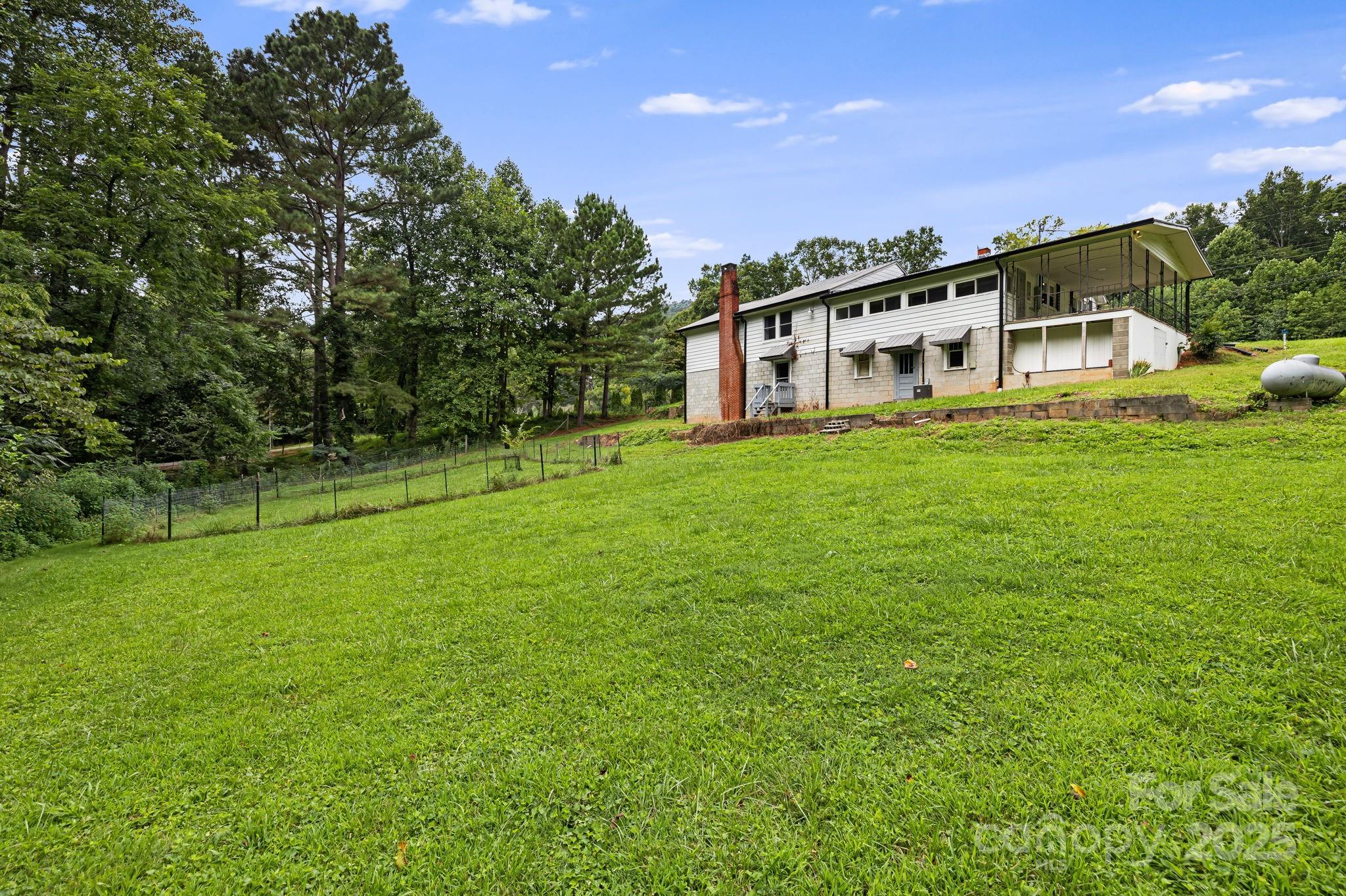 8171 Sugar Hill Road — Marion
