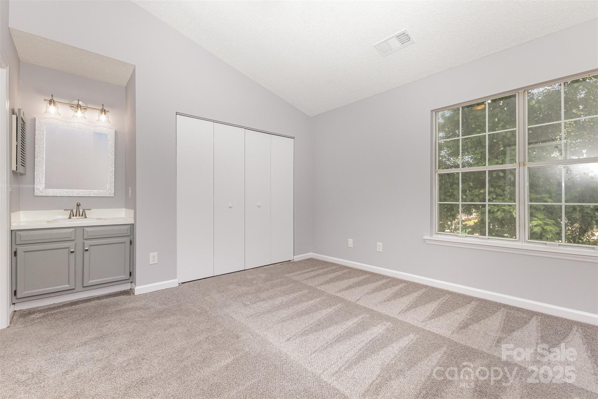 6319 Windsor Gate Lane — Charlotte