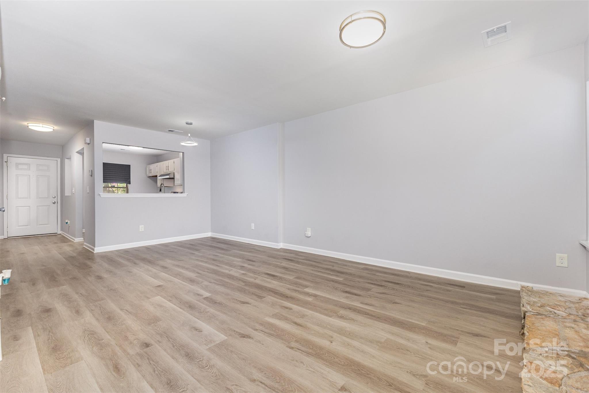 6319 Windsor Gate Lane — Charlotte