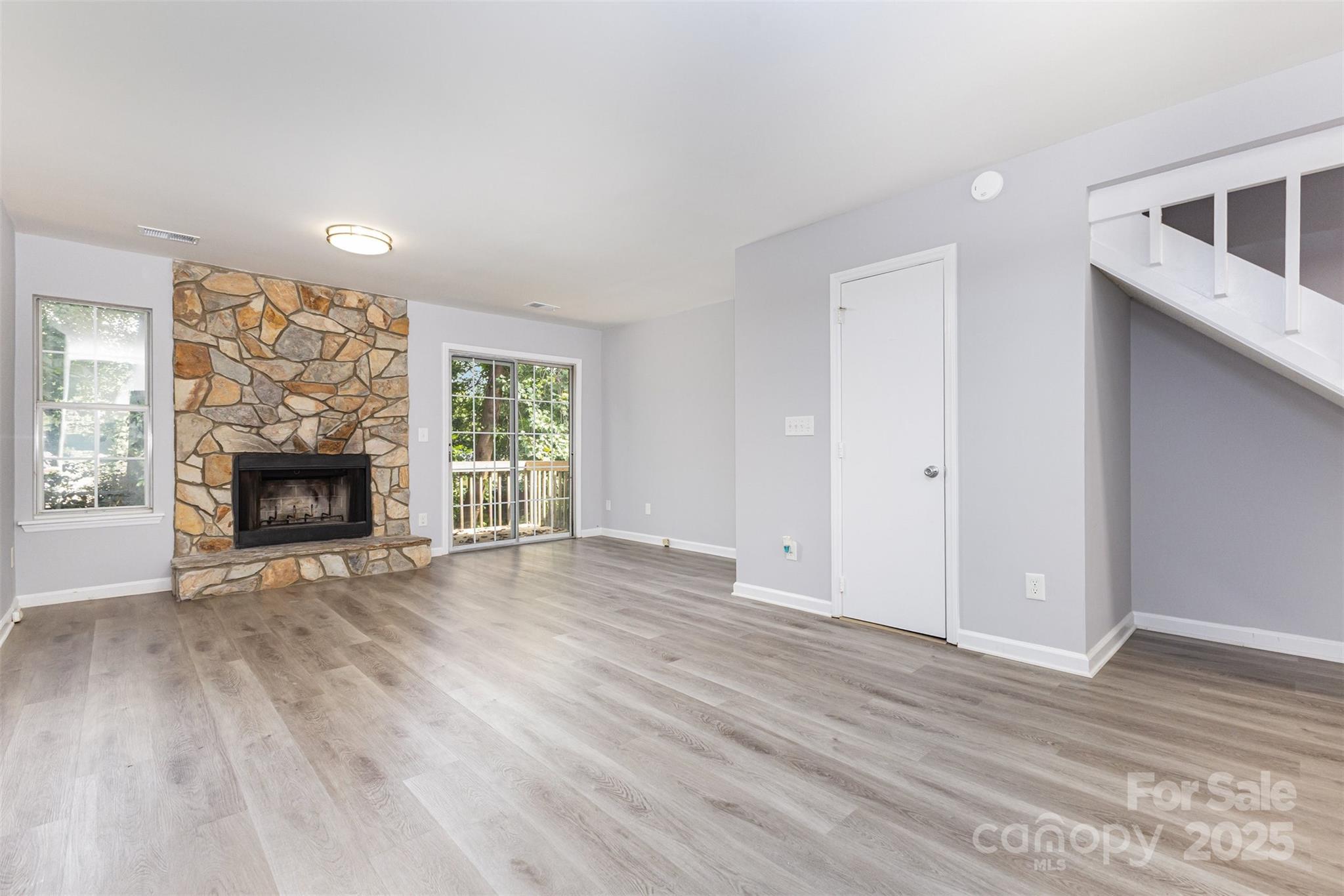 6319 Windsor Gate Lane — Charlotte