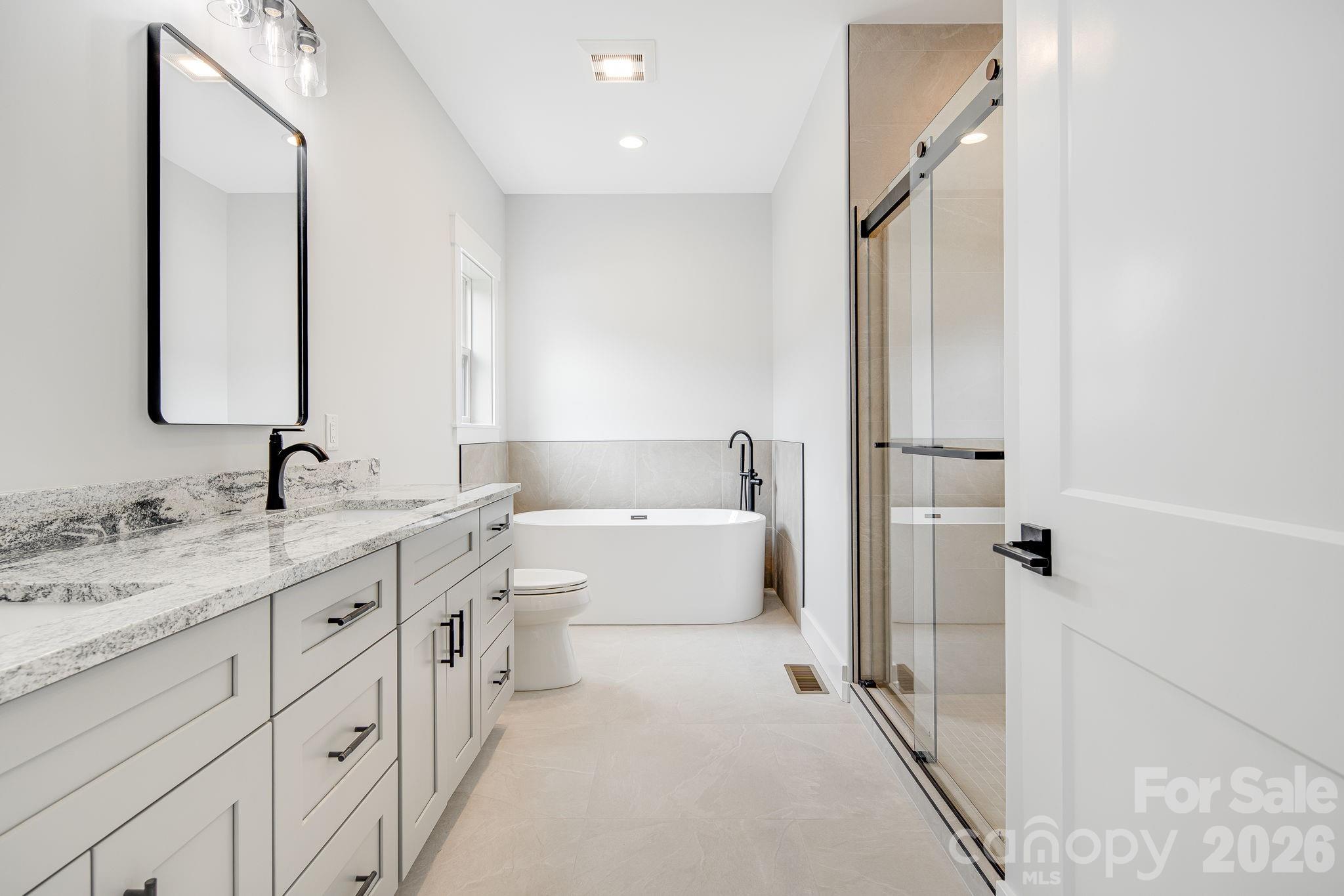 38 Red Laurel Court — Hendersonville