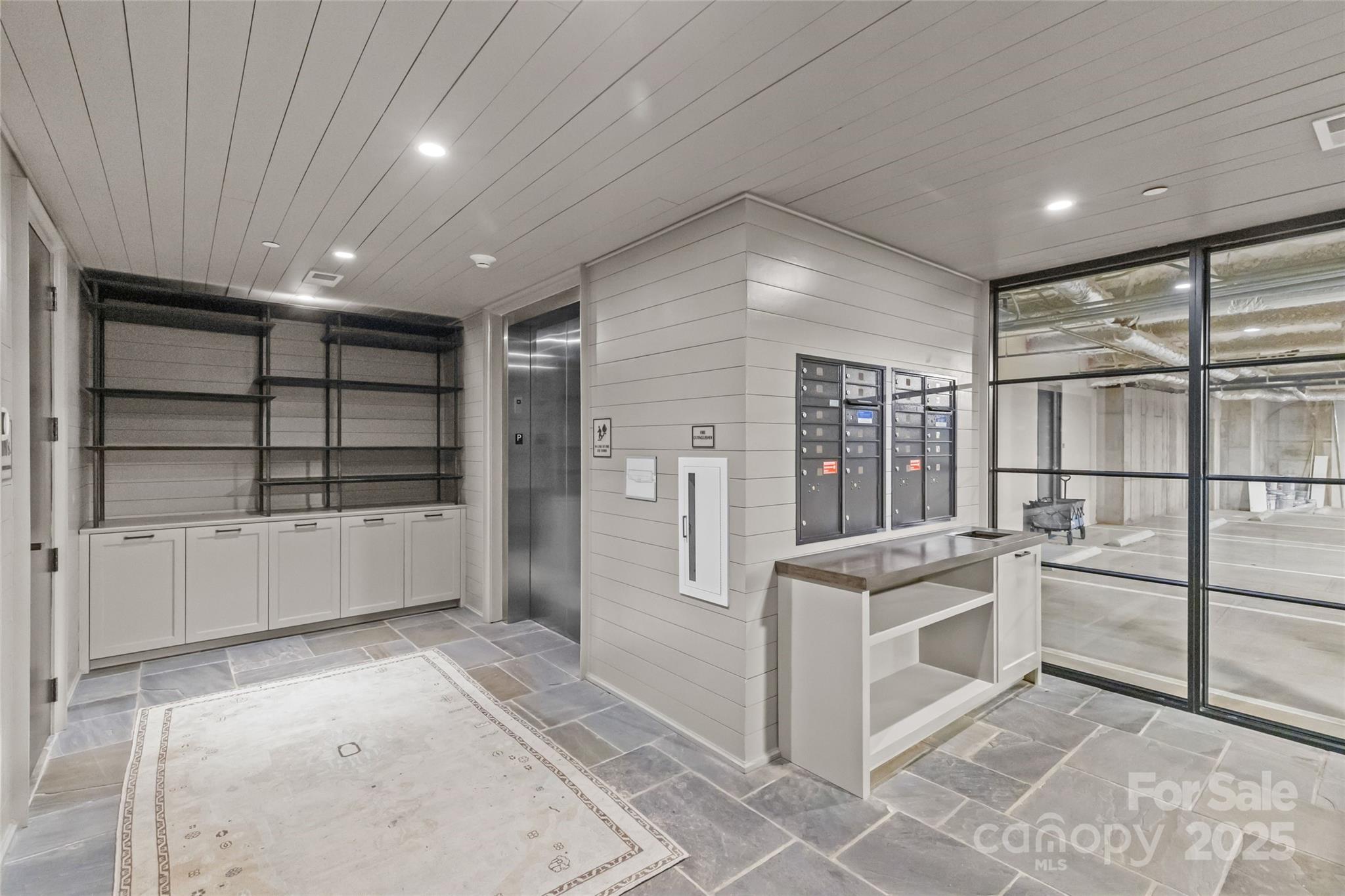 1172 Queens Road — Charlotte