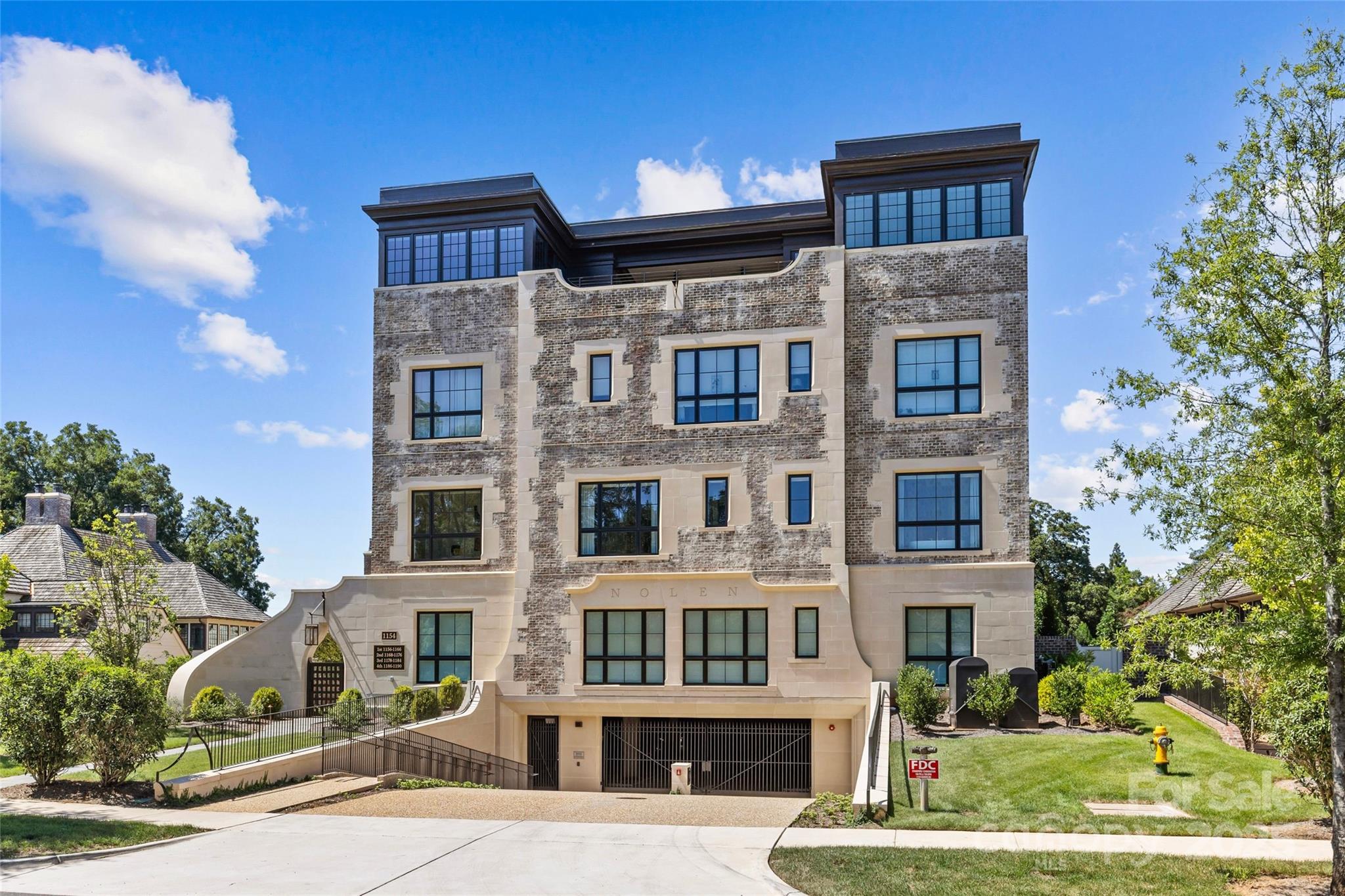 1172 Queens Road — Charlotte