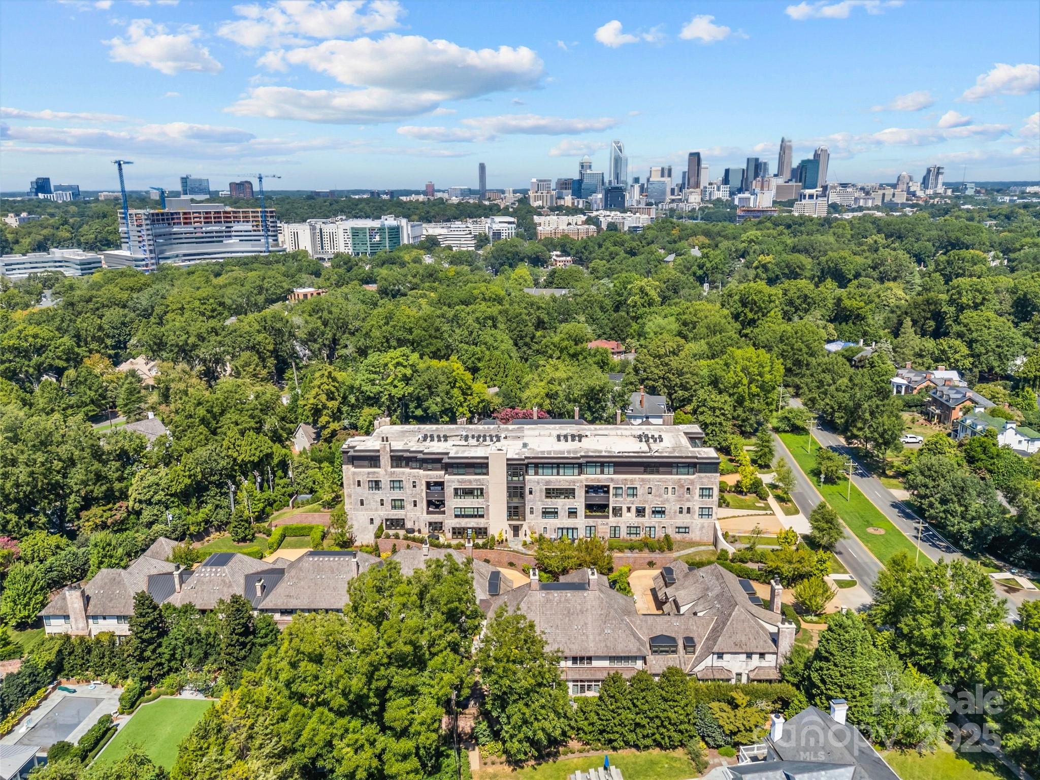 1172 Queens Road — Charlotte