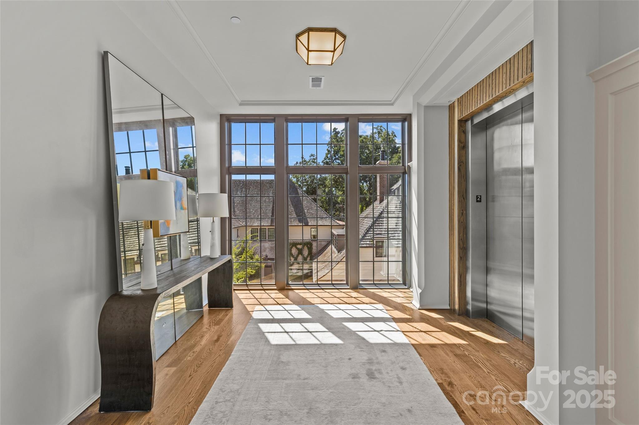 1172 Queens Road — Charlotte