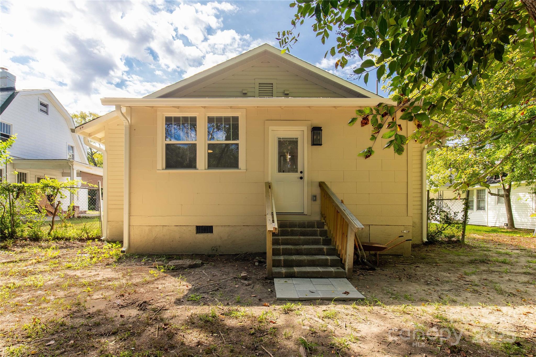 310 Elm Street — Lancaster