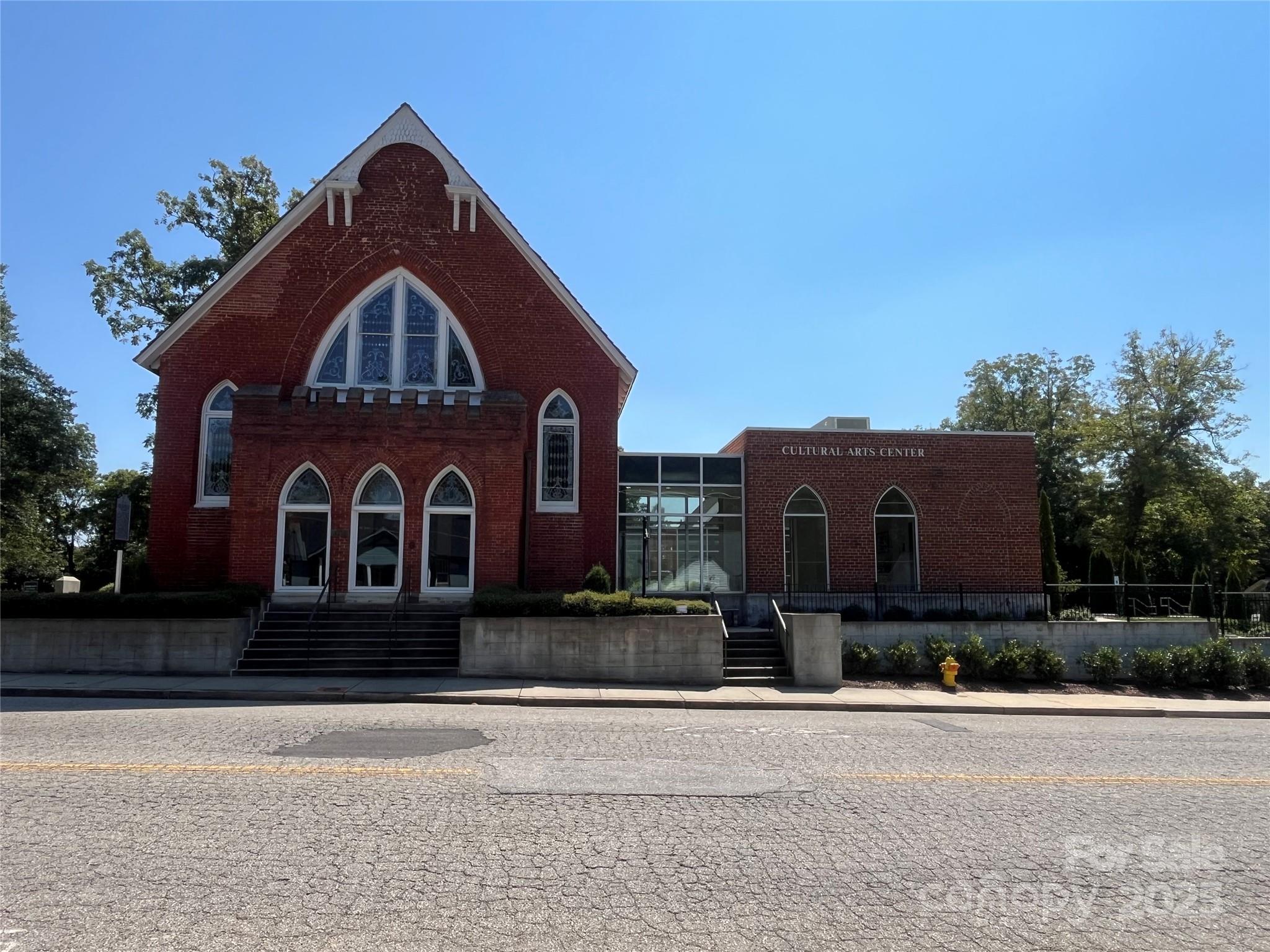 310 Elm Street — Lancaster