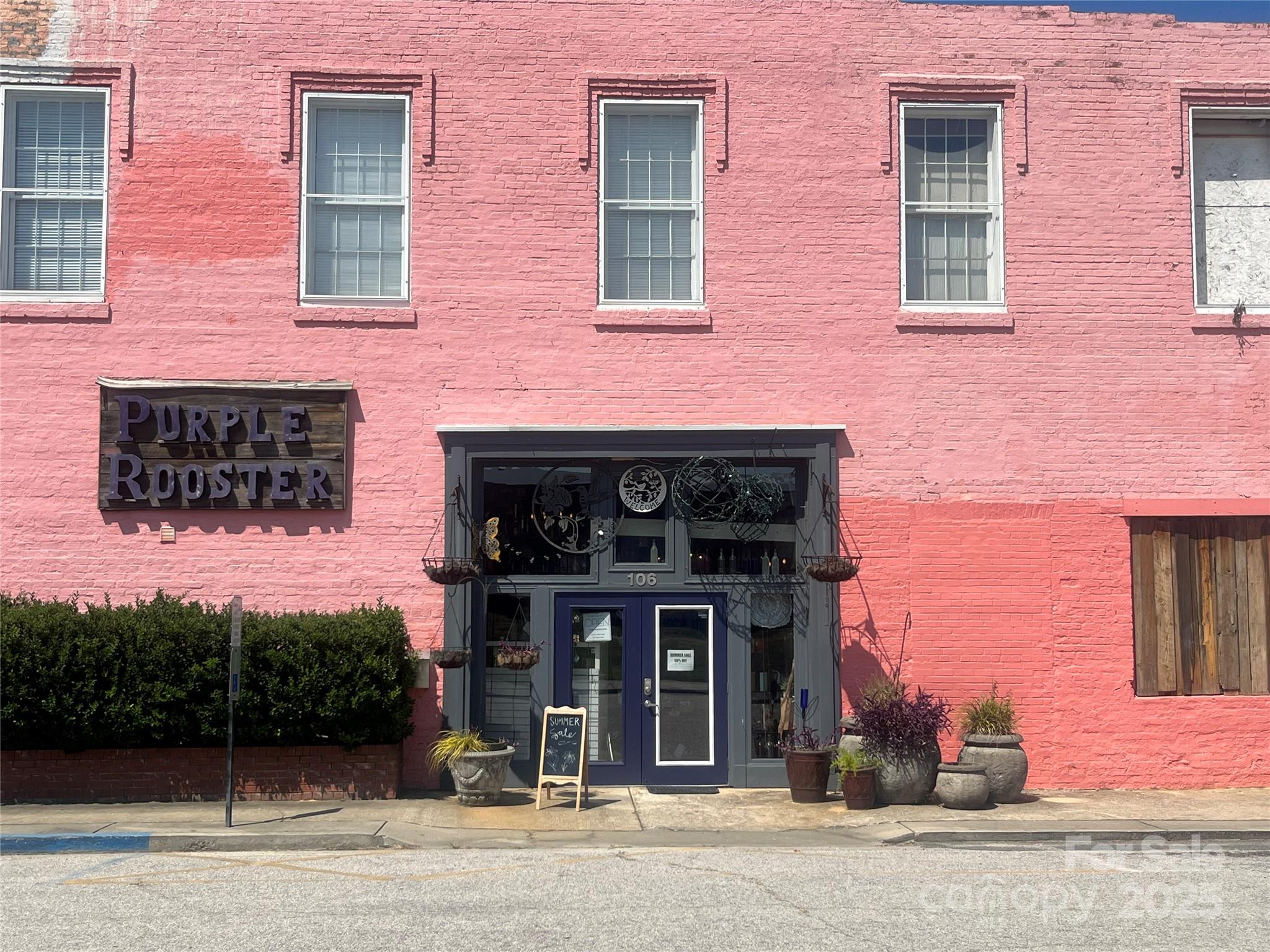310 Elm Street — Lancaster