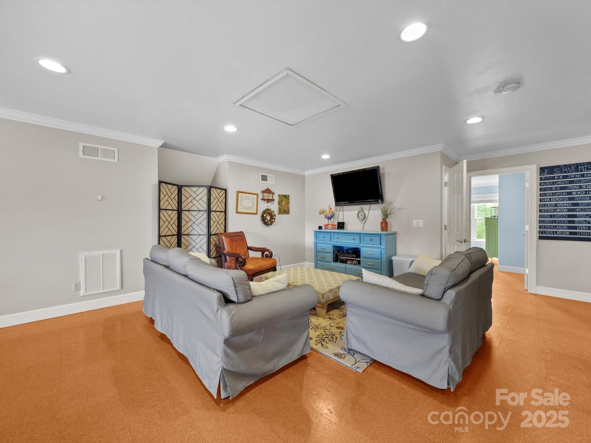 1393 Wateree Road — Ridgeway