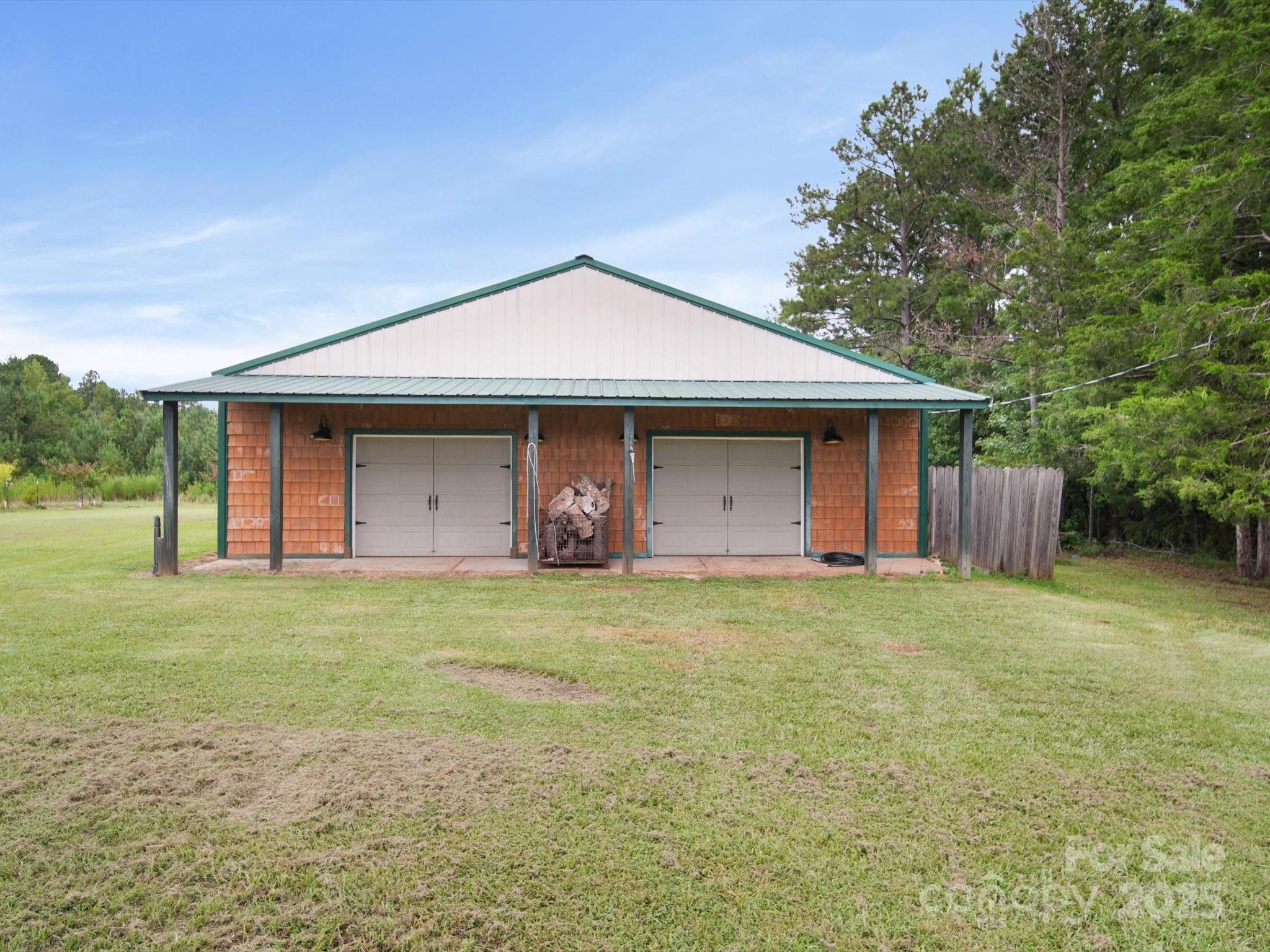 1393 Wateree Road — Ridgeway