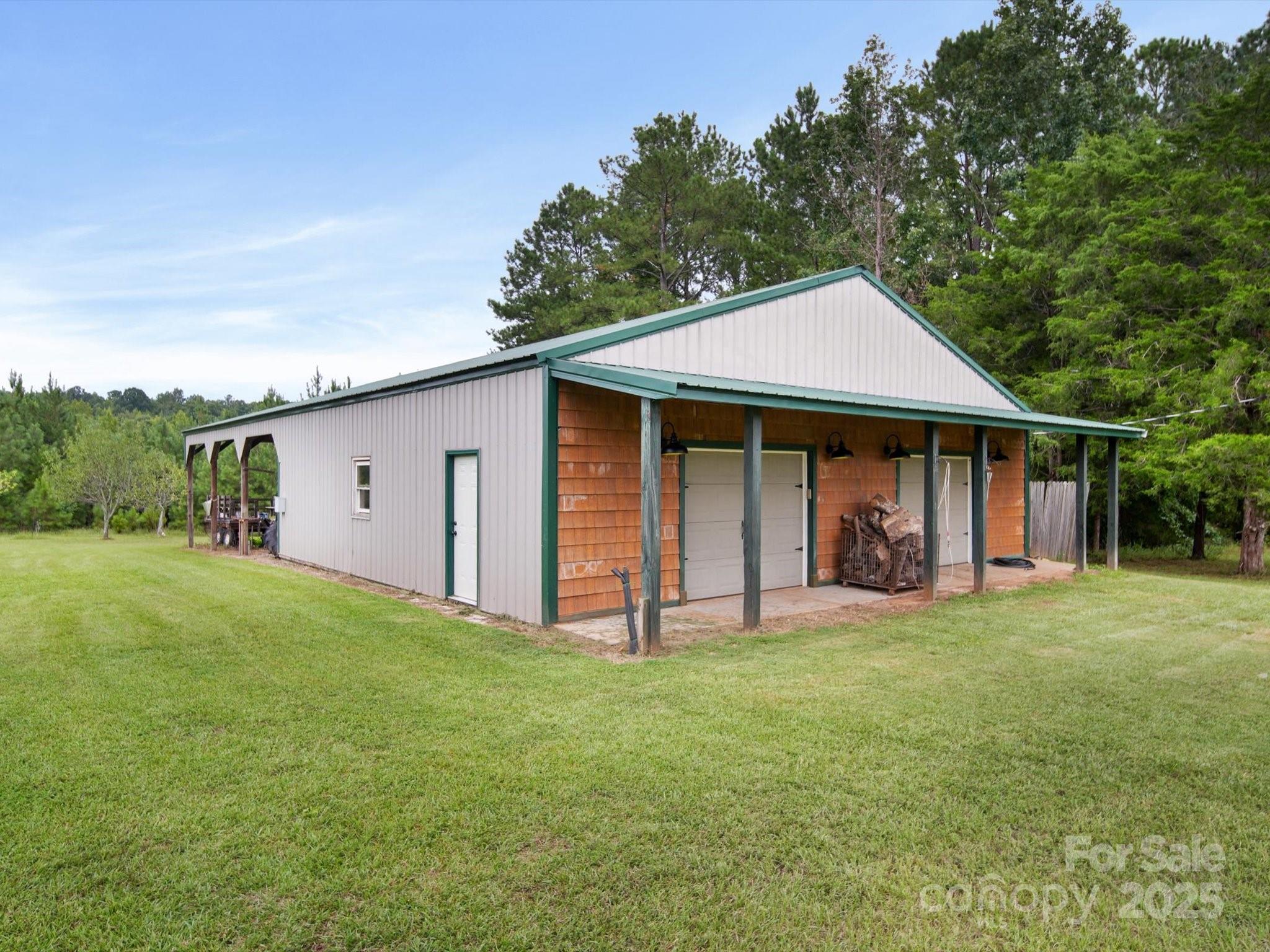 1393 Wateree Road — Ridgeway