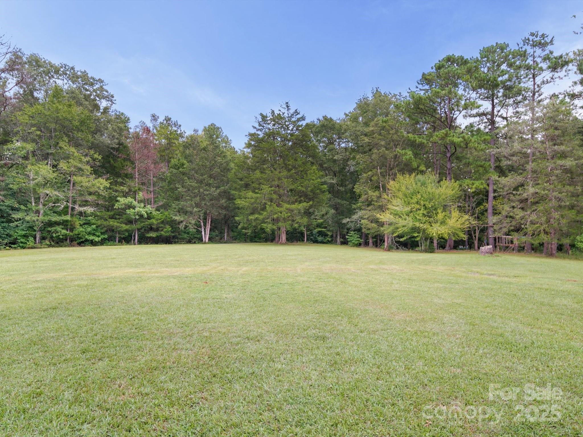 1393 Wateree Road — Ridgeway