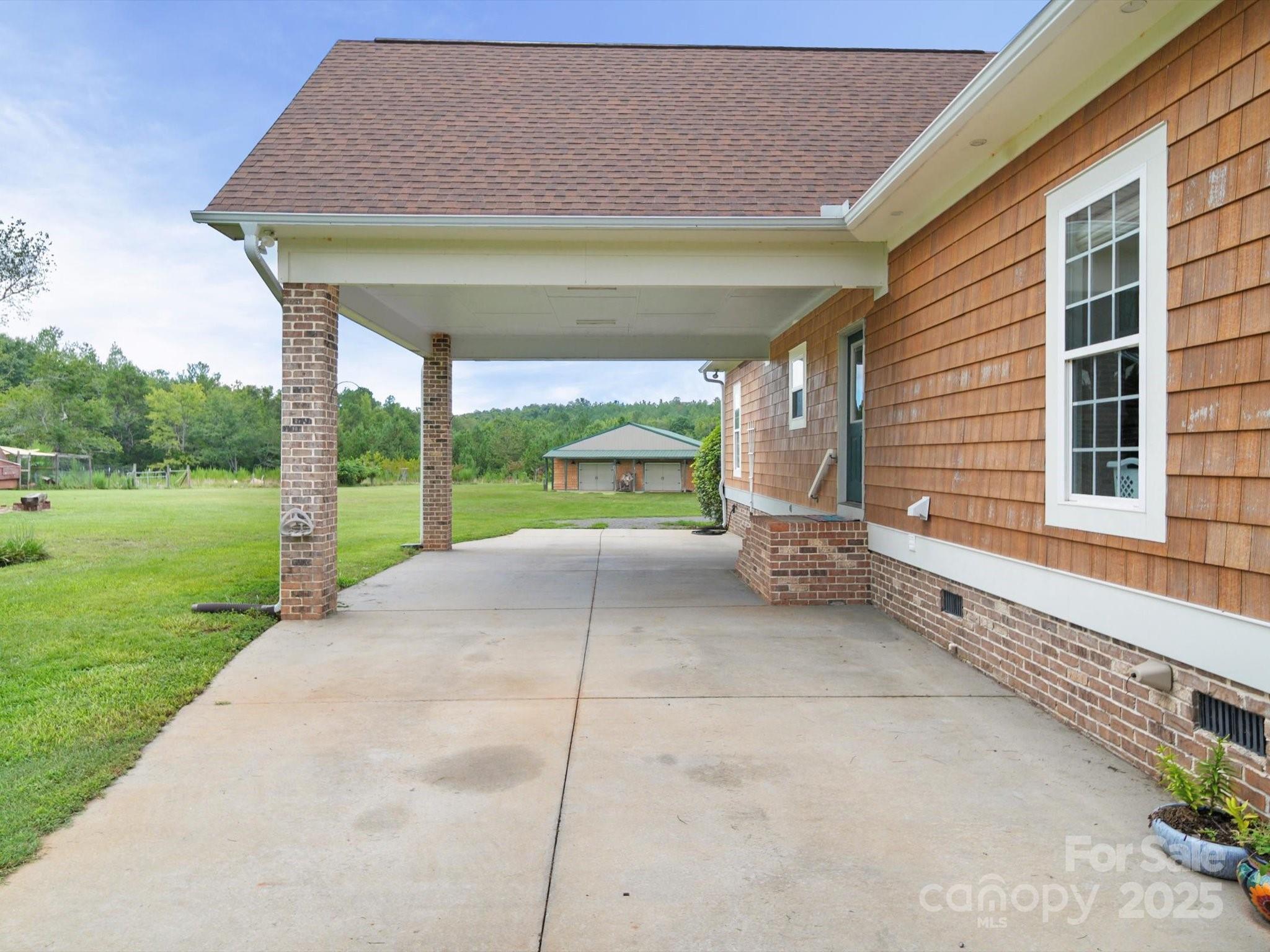 1393 Wateree Road — Ridgeway