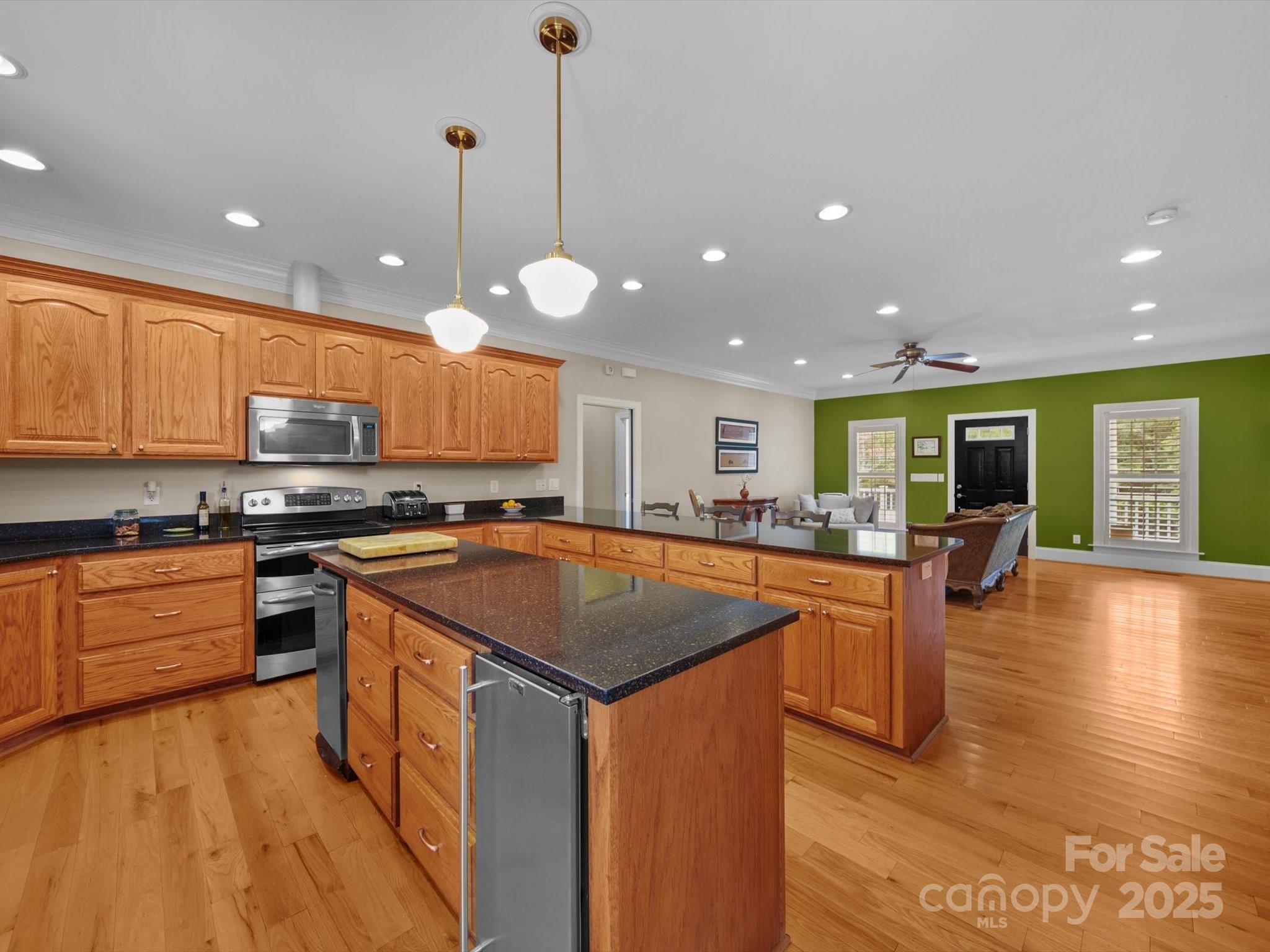 1393 Wateree Road — Ridgeway