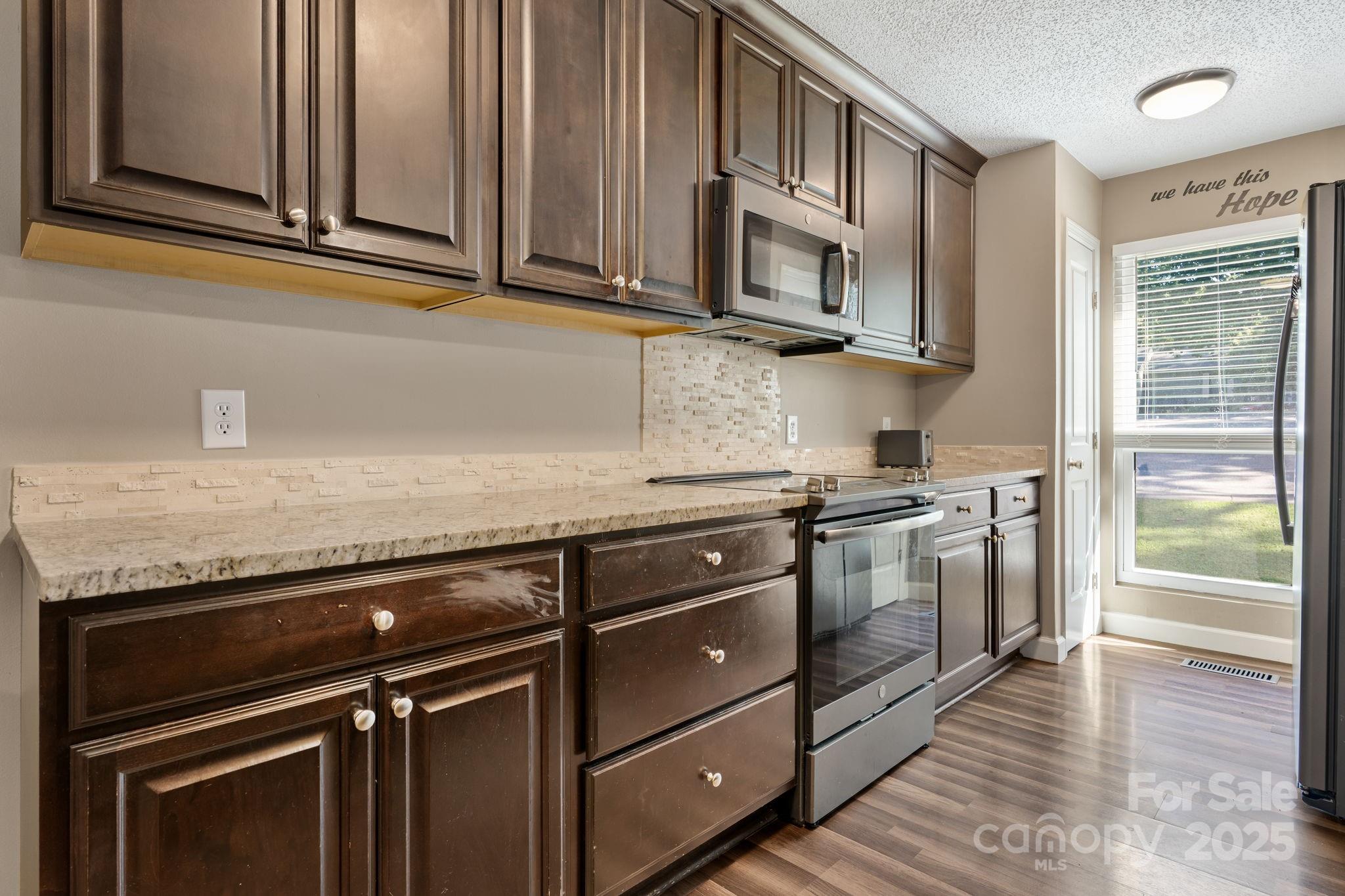 4340 N Center Street #601 — Hickory
