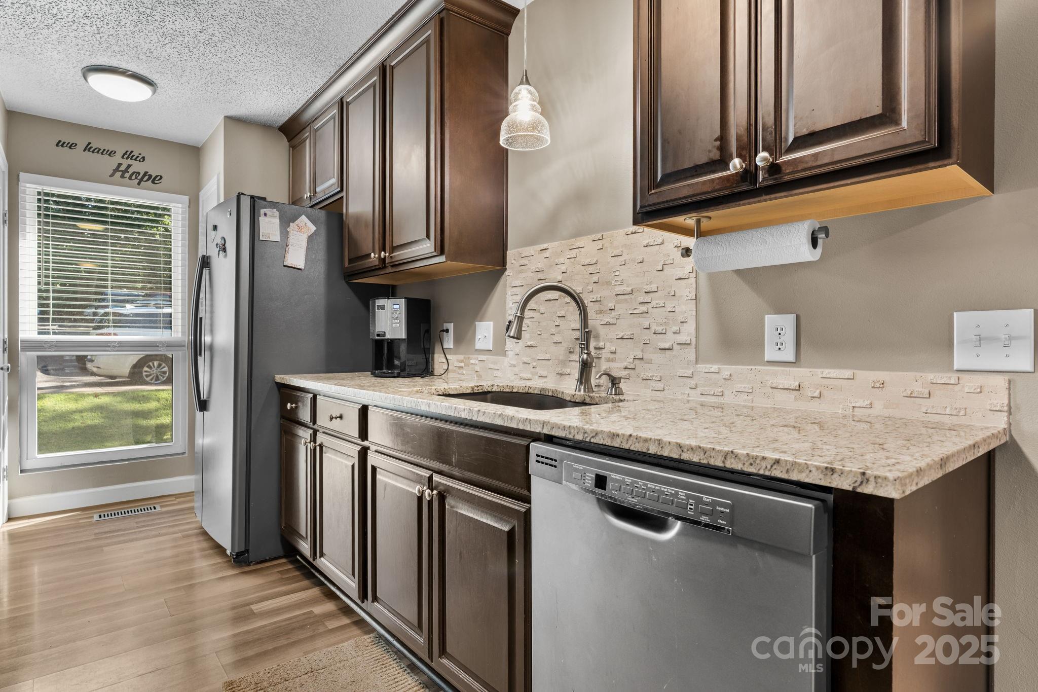 4340 N Center Street #601 — Hickory