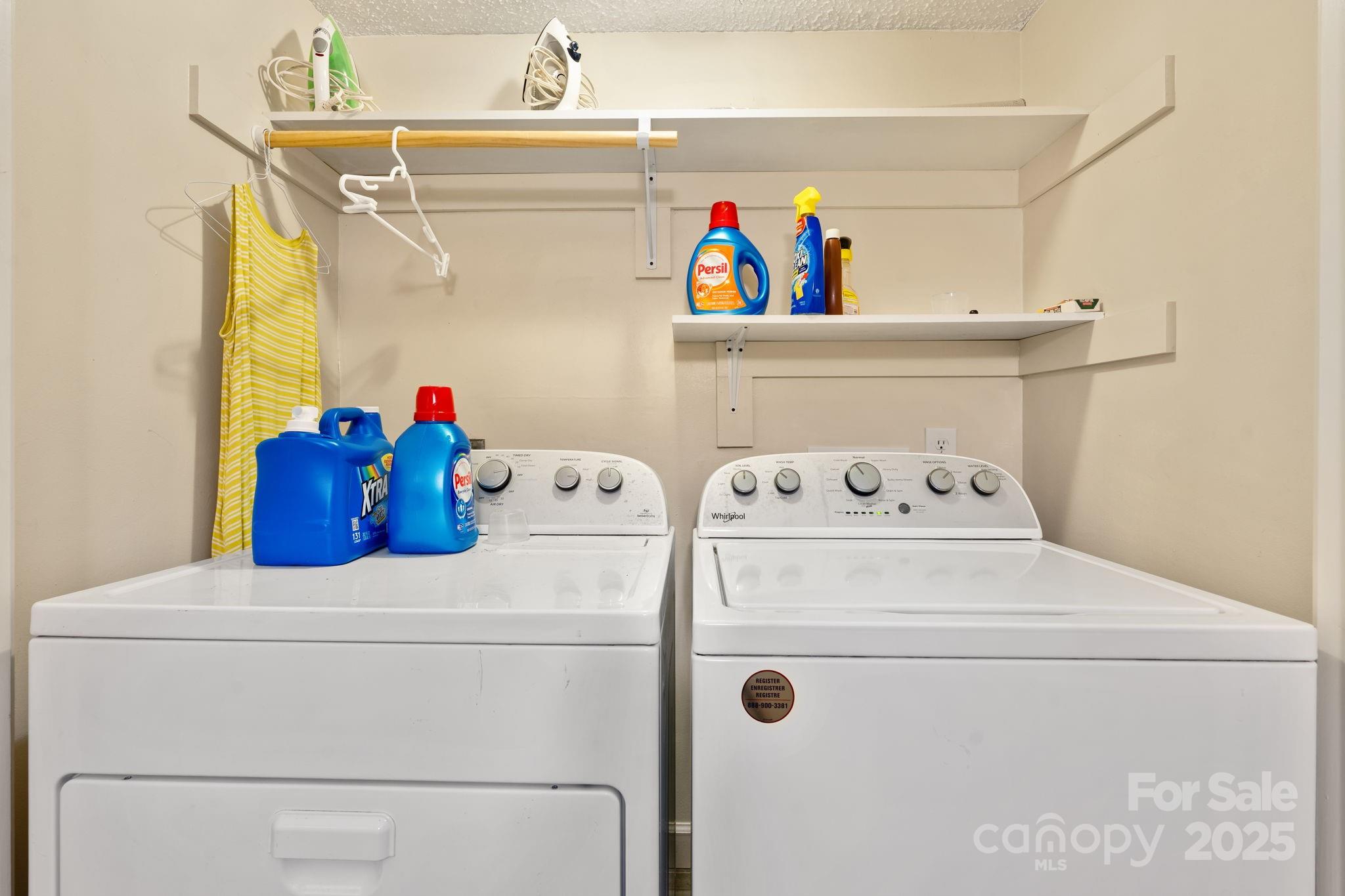 4340 N Center Street #601 — Hickory
