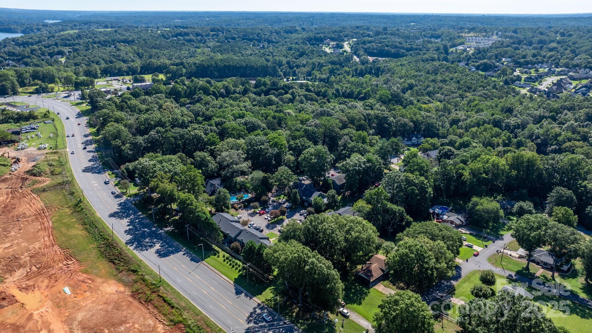 4340 N Center Street #601 — Hickory