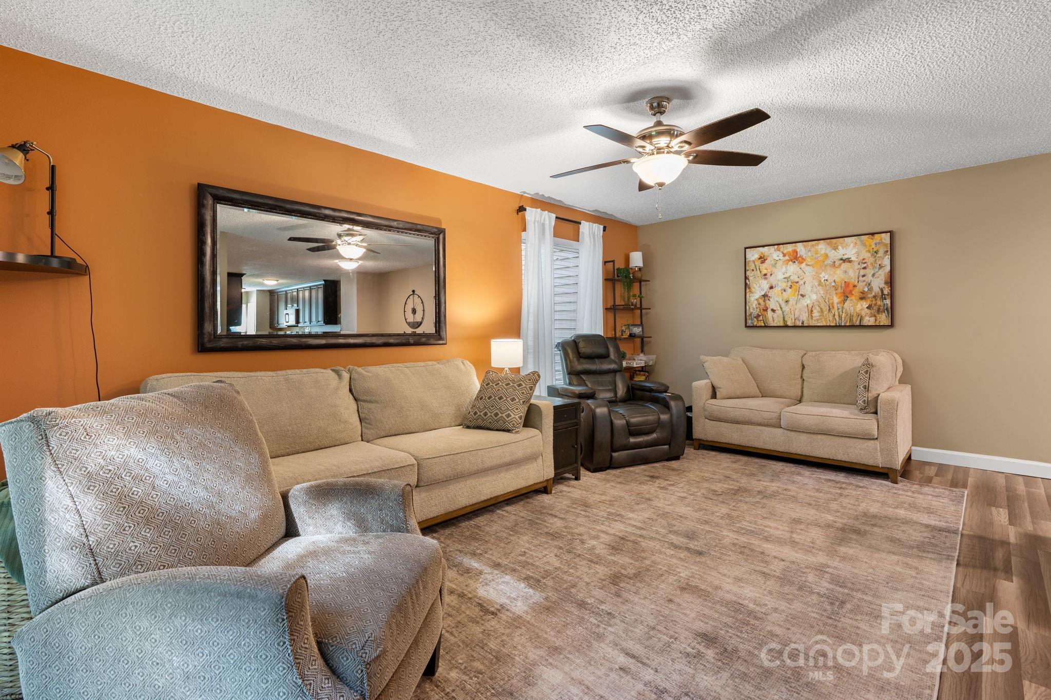 4340 N Center Street #601 — Hickory