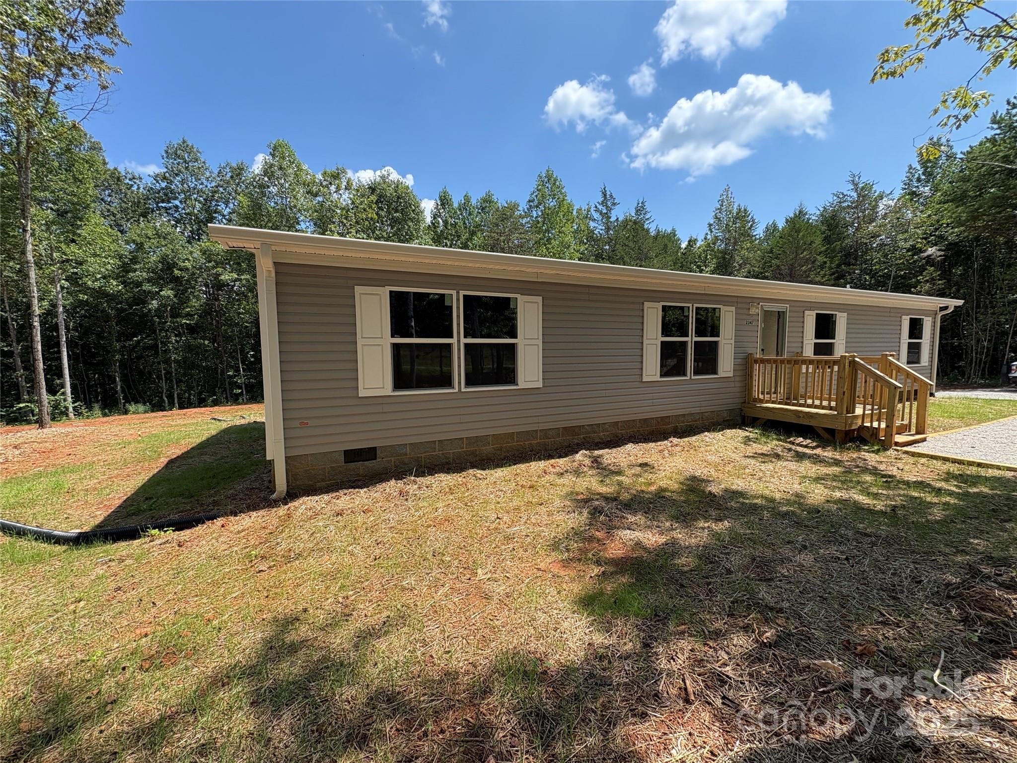 2347 Wagon Wheel Road — Yadkinville