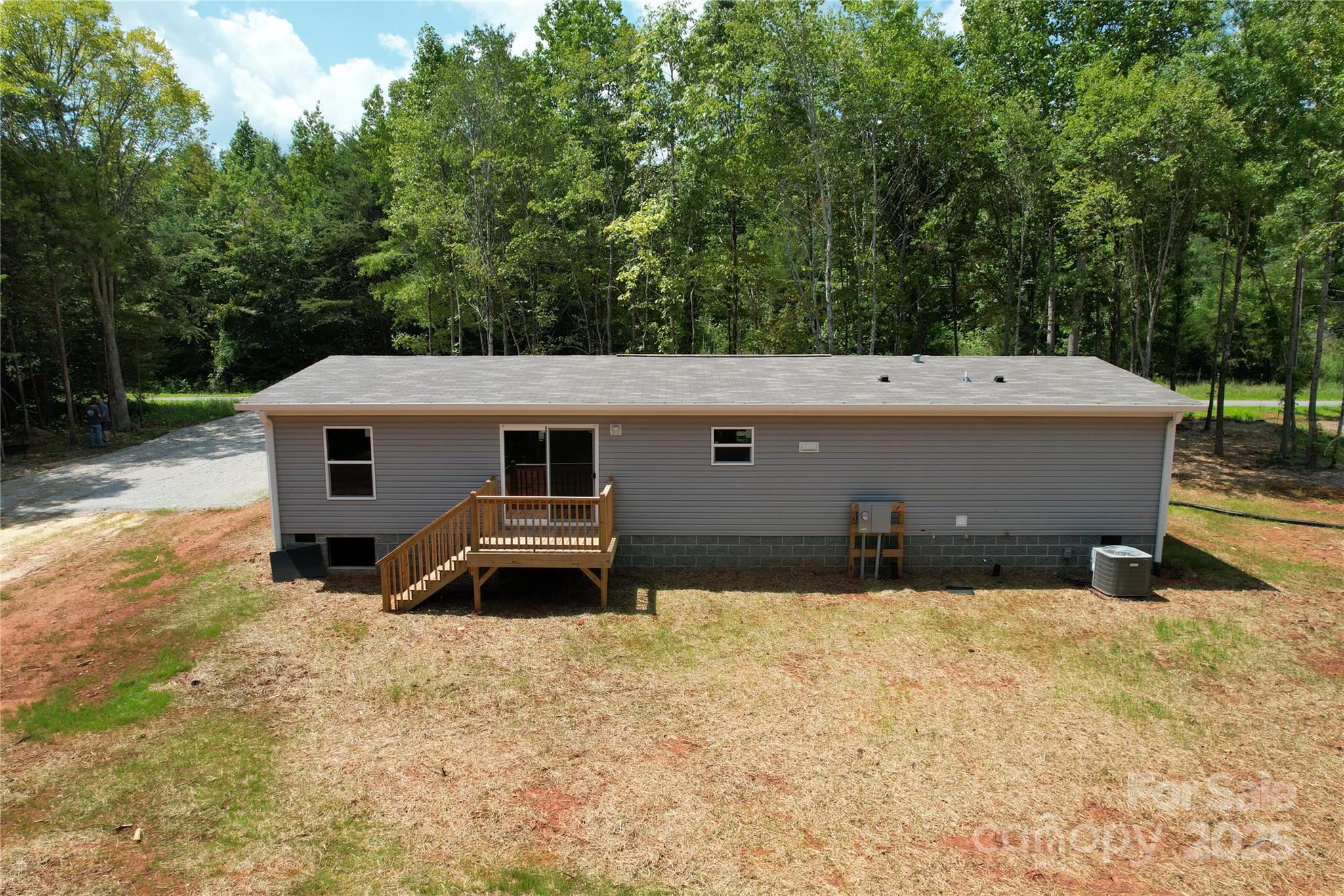 2347 Wagon Wheel Road — Yadkinville