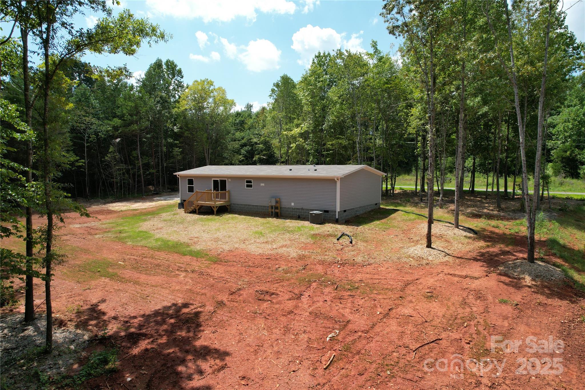 2347 Wagon Wheel Road — Yadkinville
