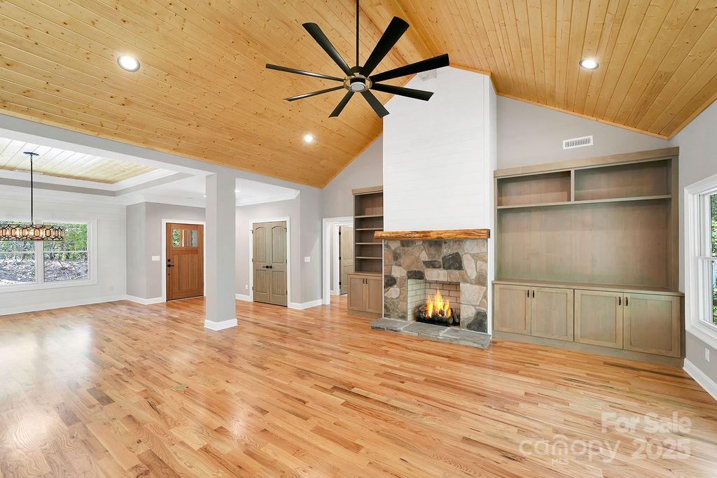 86 Isuhdavga Court — Brevard