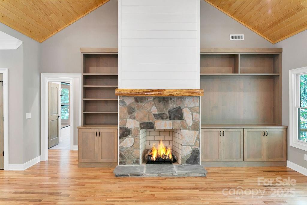 86 Isuhdavga Court — Brevard