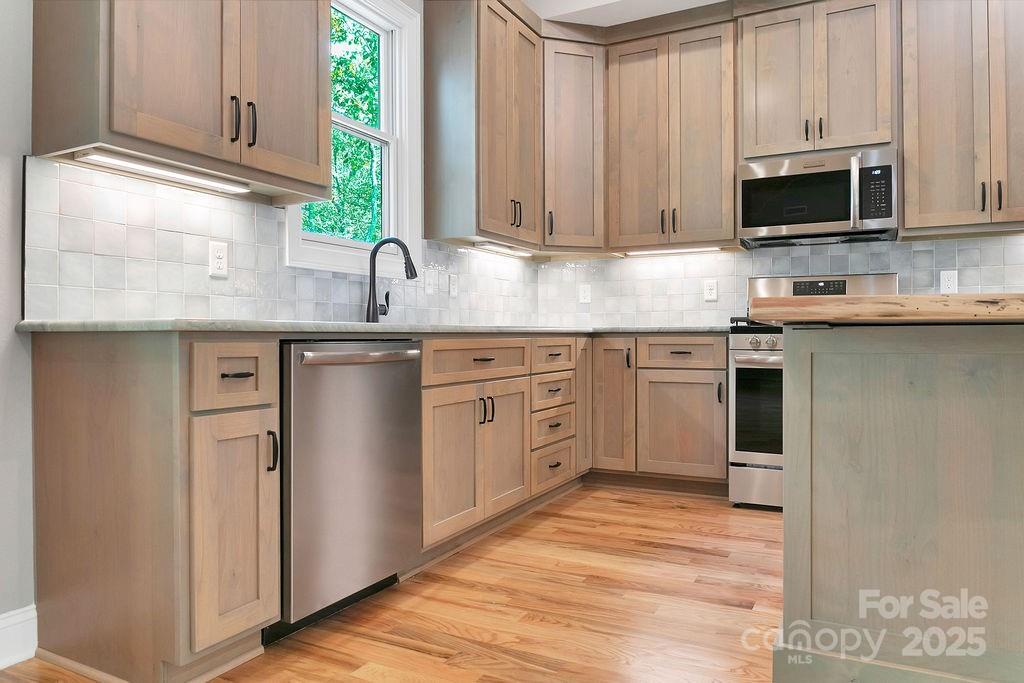 86 Isuhdavga Court — Brevard