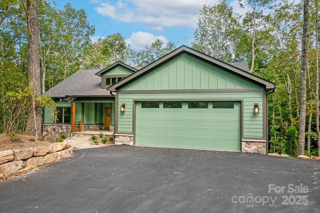 86 Isuhdavga Court — Brevard