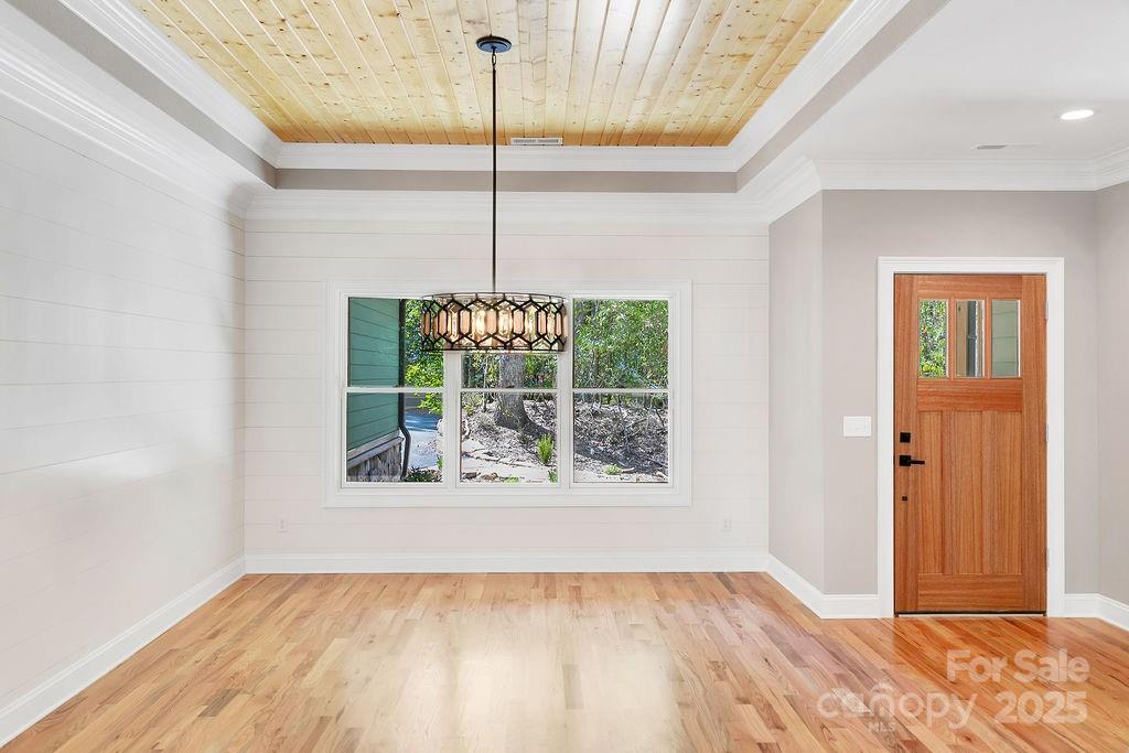 86 Isuhdavga Court — Brevard