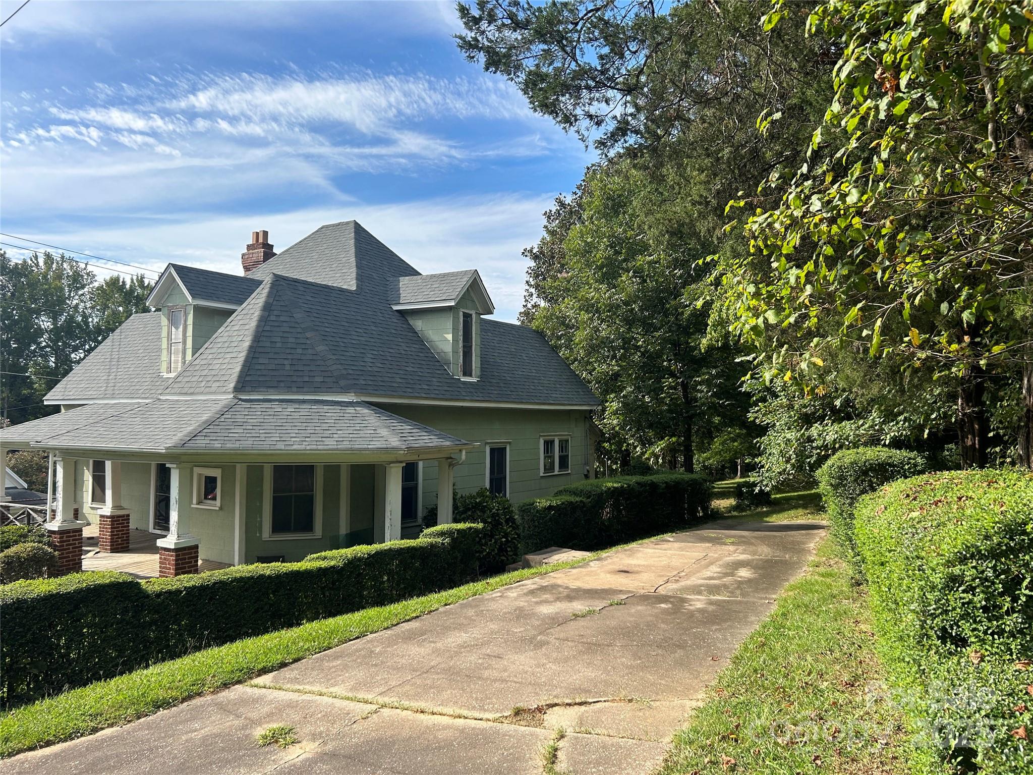 1003 Lundix Street — Albemarle