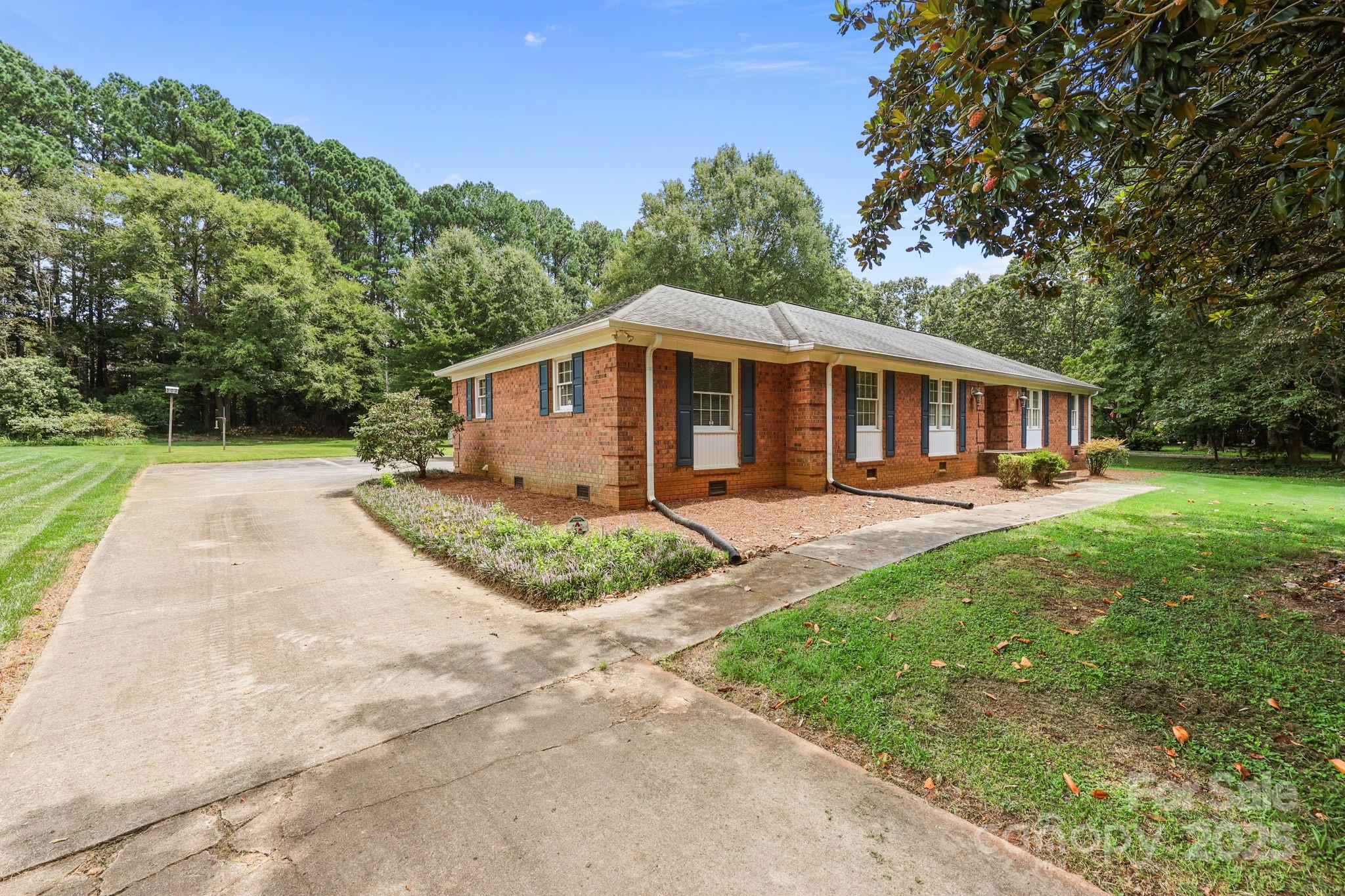 255 Quail Drive — Salisbury