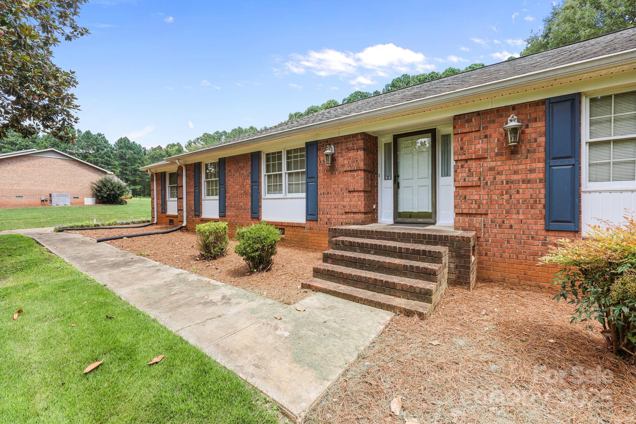 255 Quail Drive — Salisbury