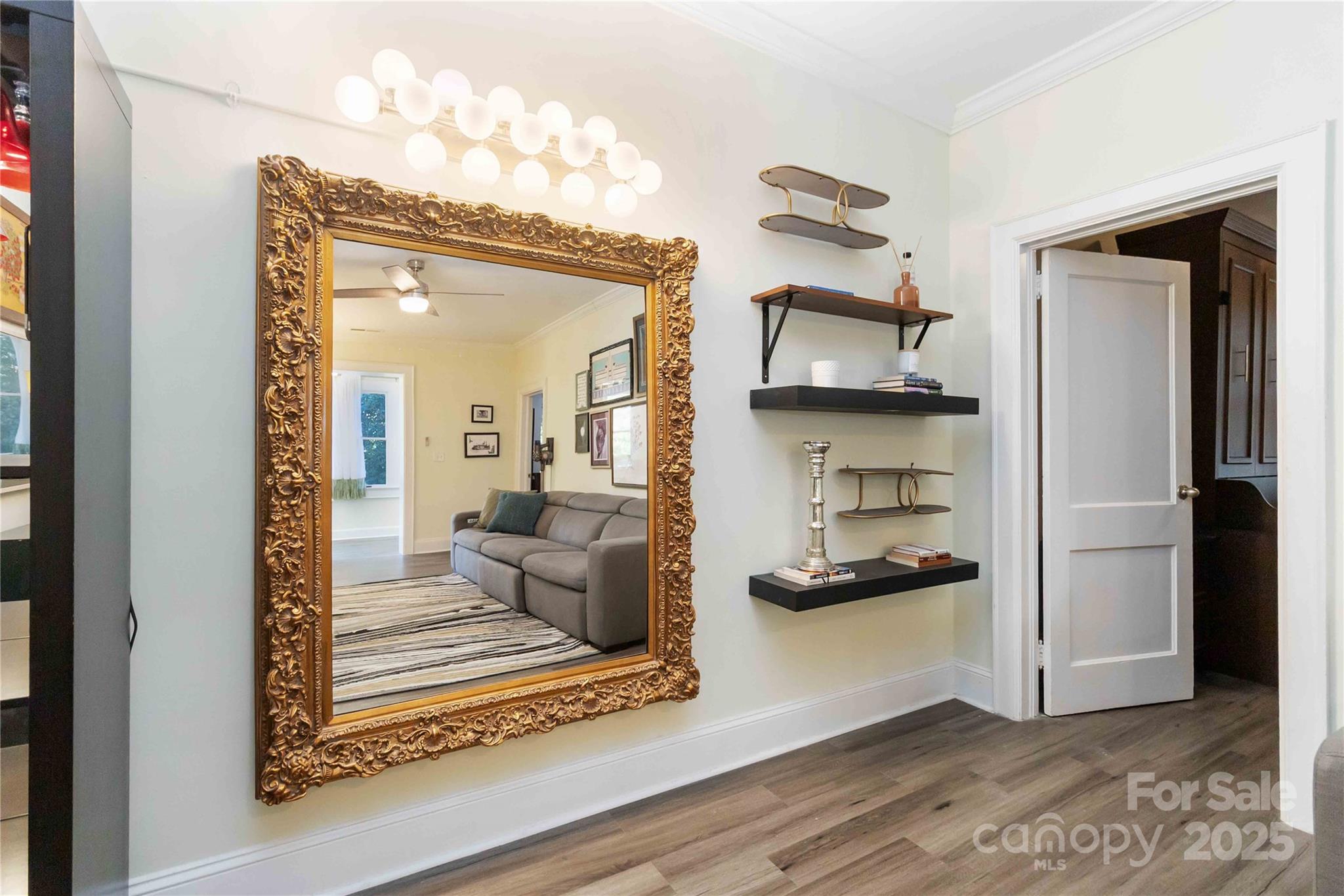 811 E Morehead Street #6 — Charlotte