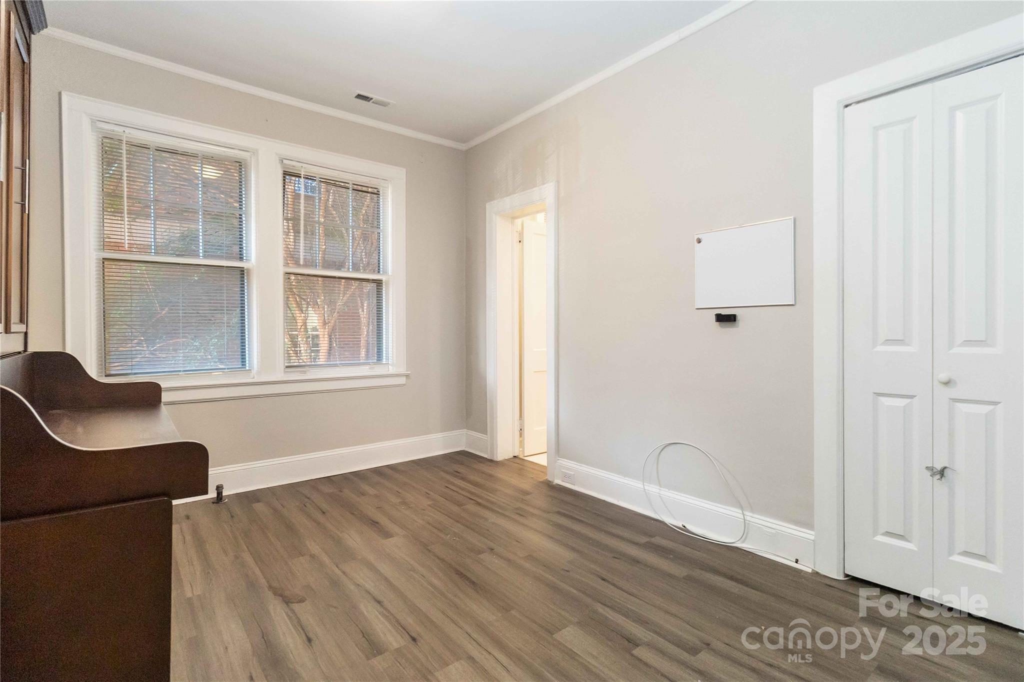 811 E Morehead Street #6 — Charlotte