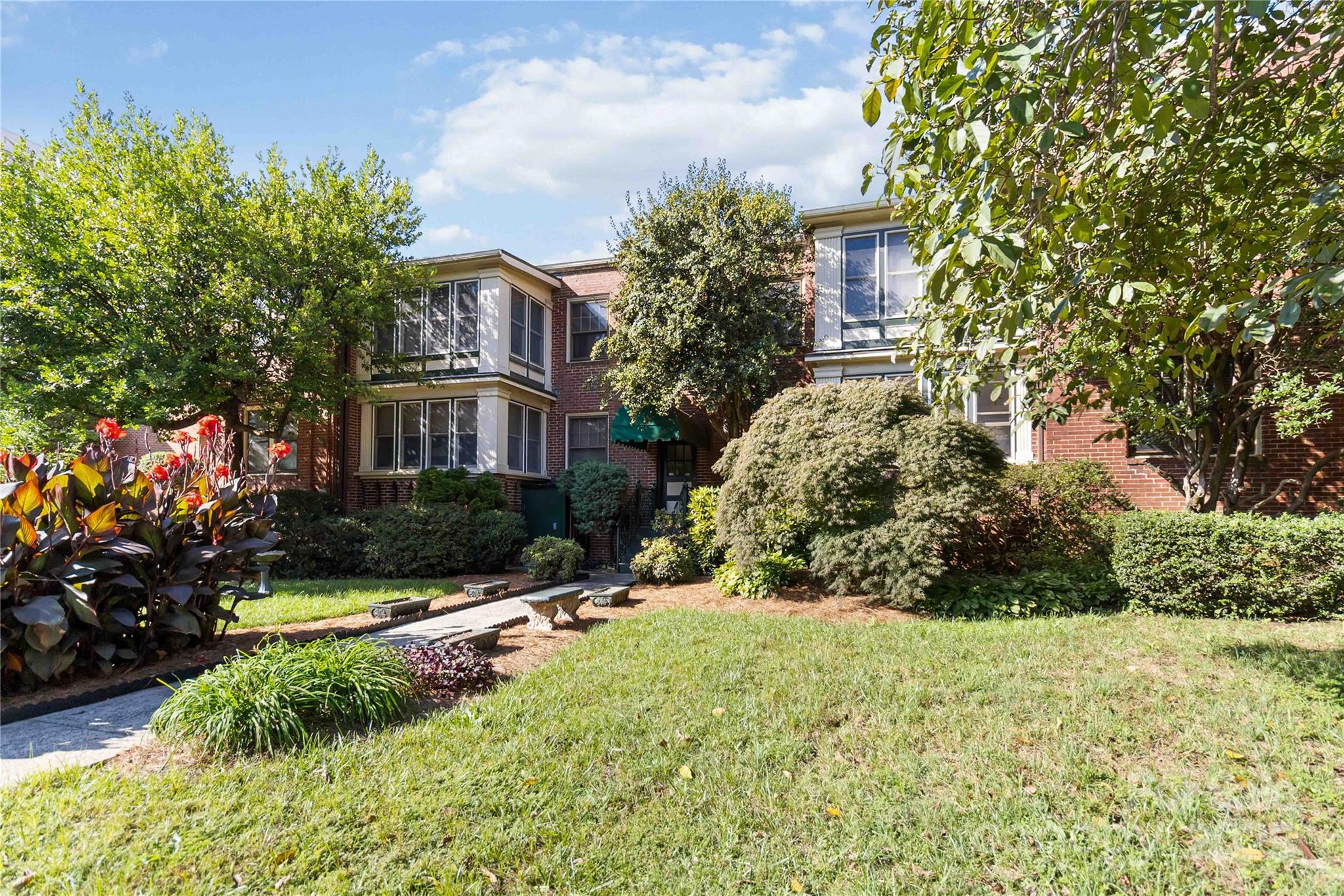 811 E Morehead Street #6 — Charlotte