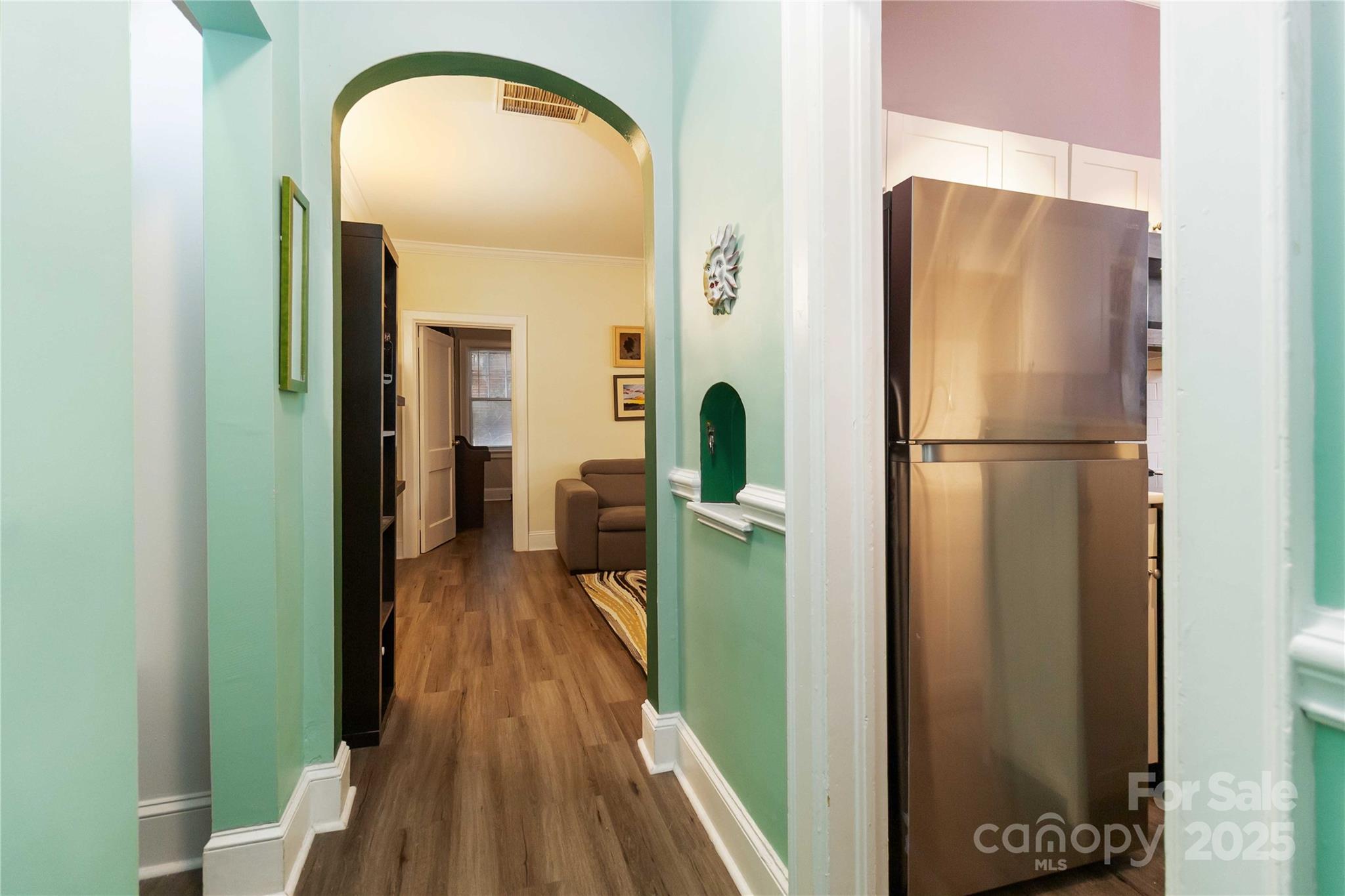 811 E Morehead Street #6 — Charlotte