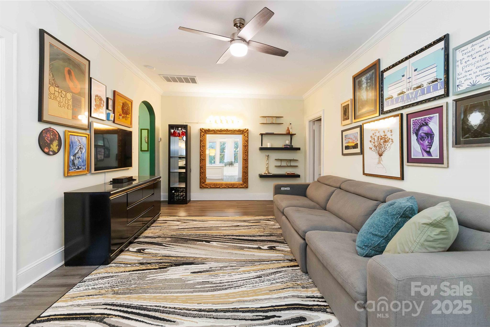 811 E Morehead Street #6 — Charlotte