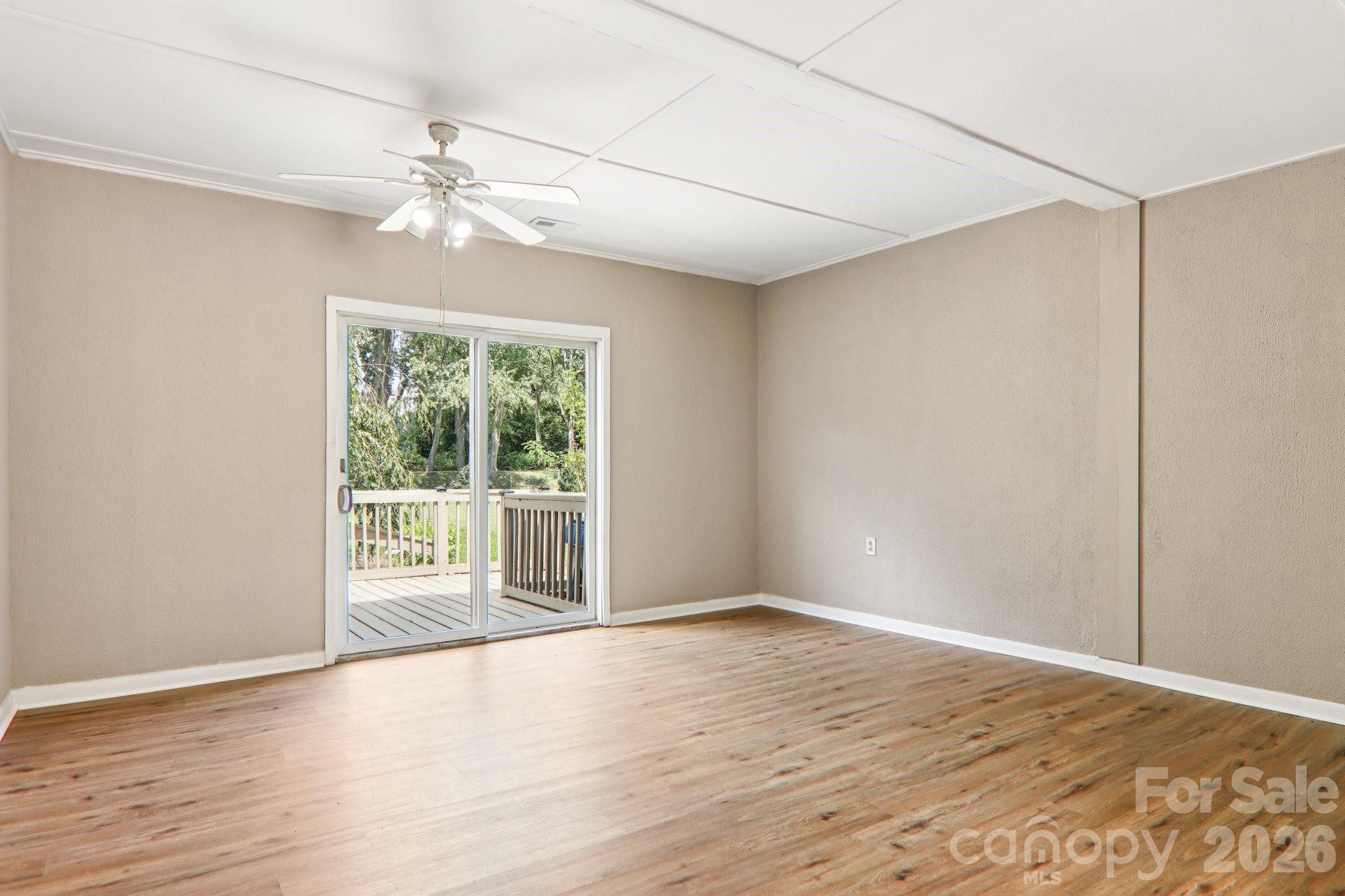 55 Polk Street — Waynesville