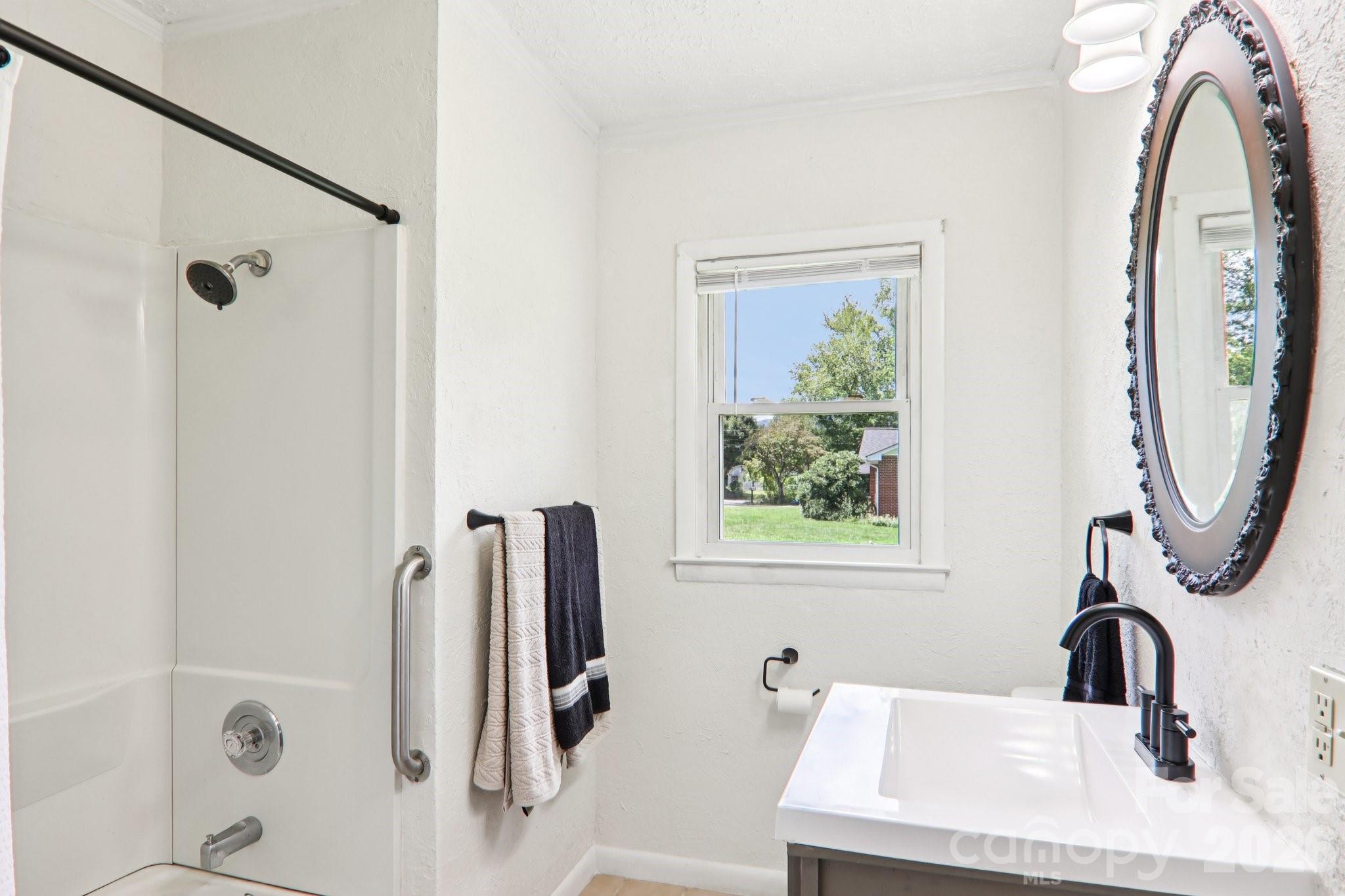 55 Polk Street — Waynesville
