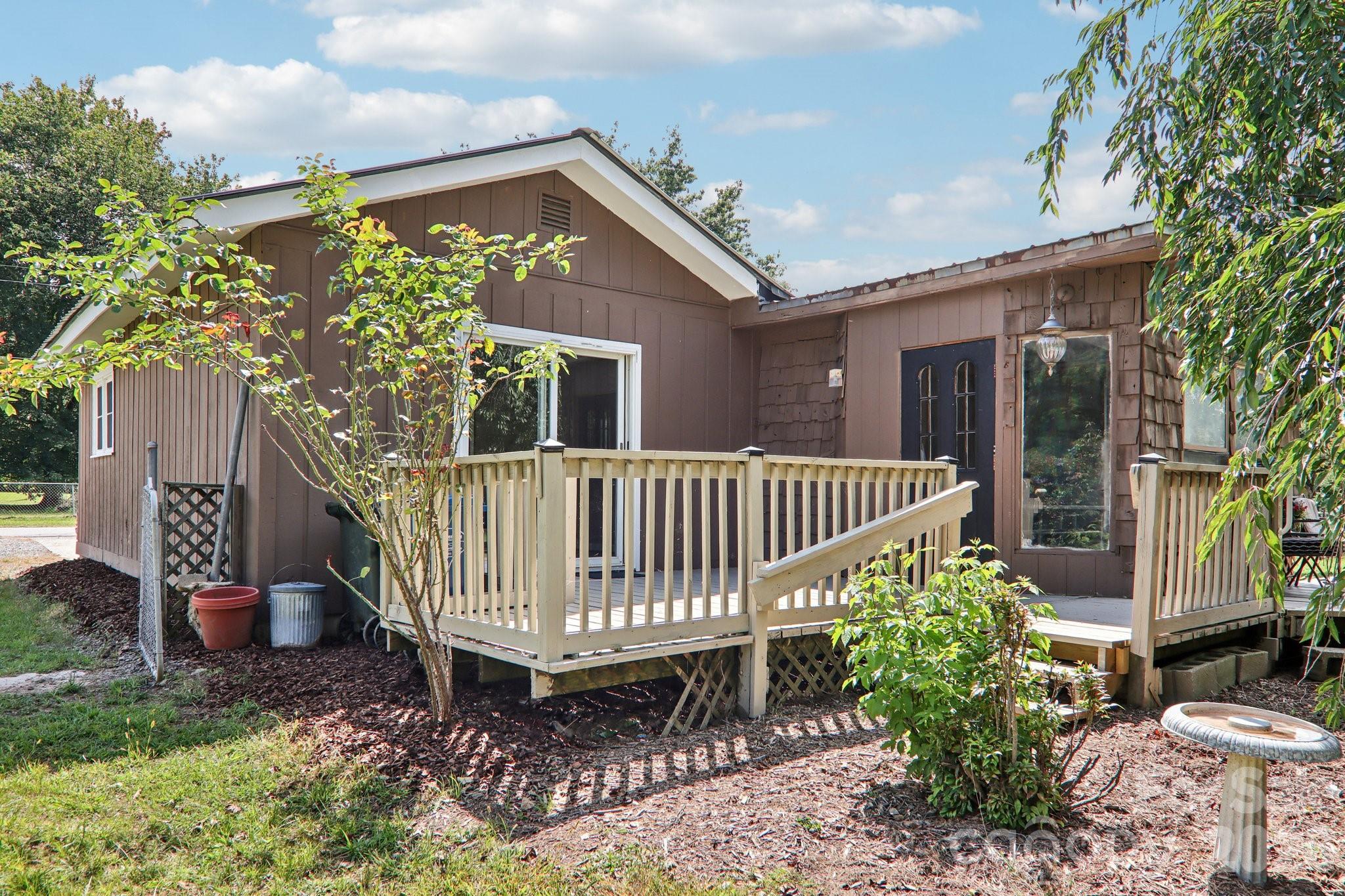 55 Polk Street — Waynesville