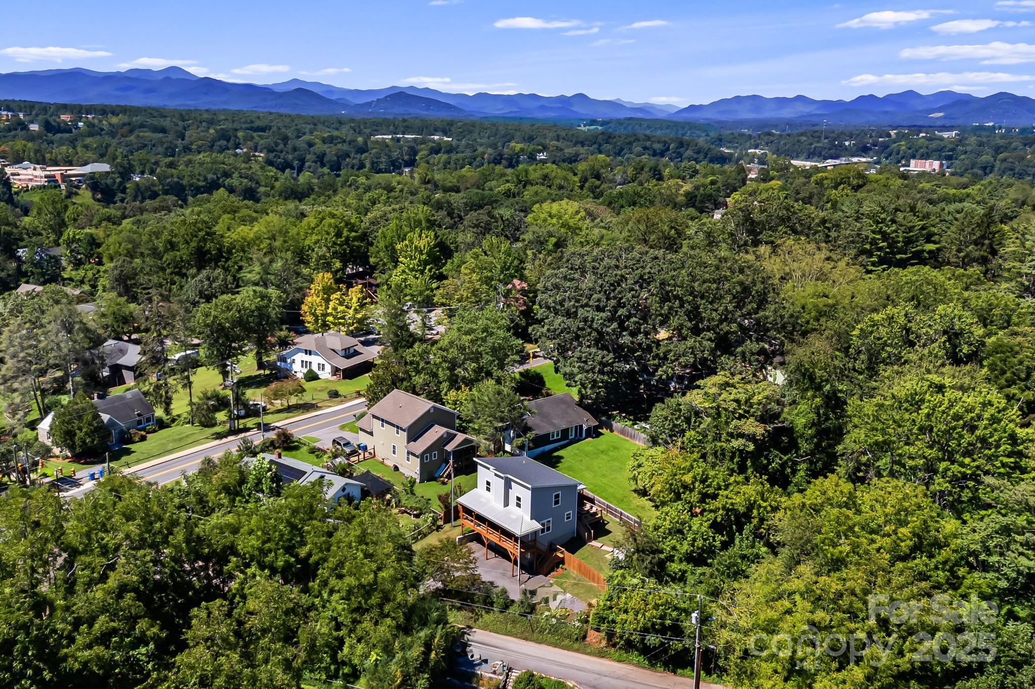 14 3rd Street — Asheville
