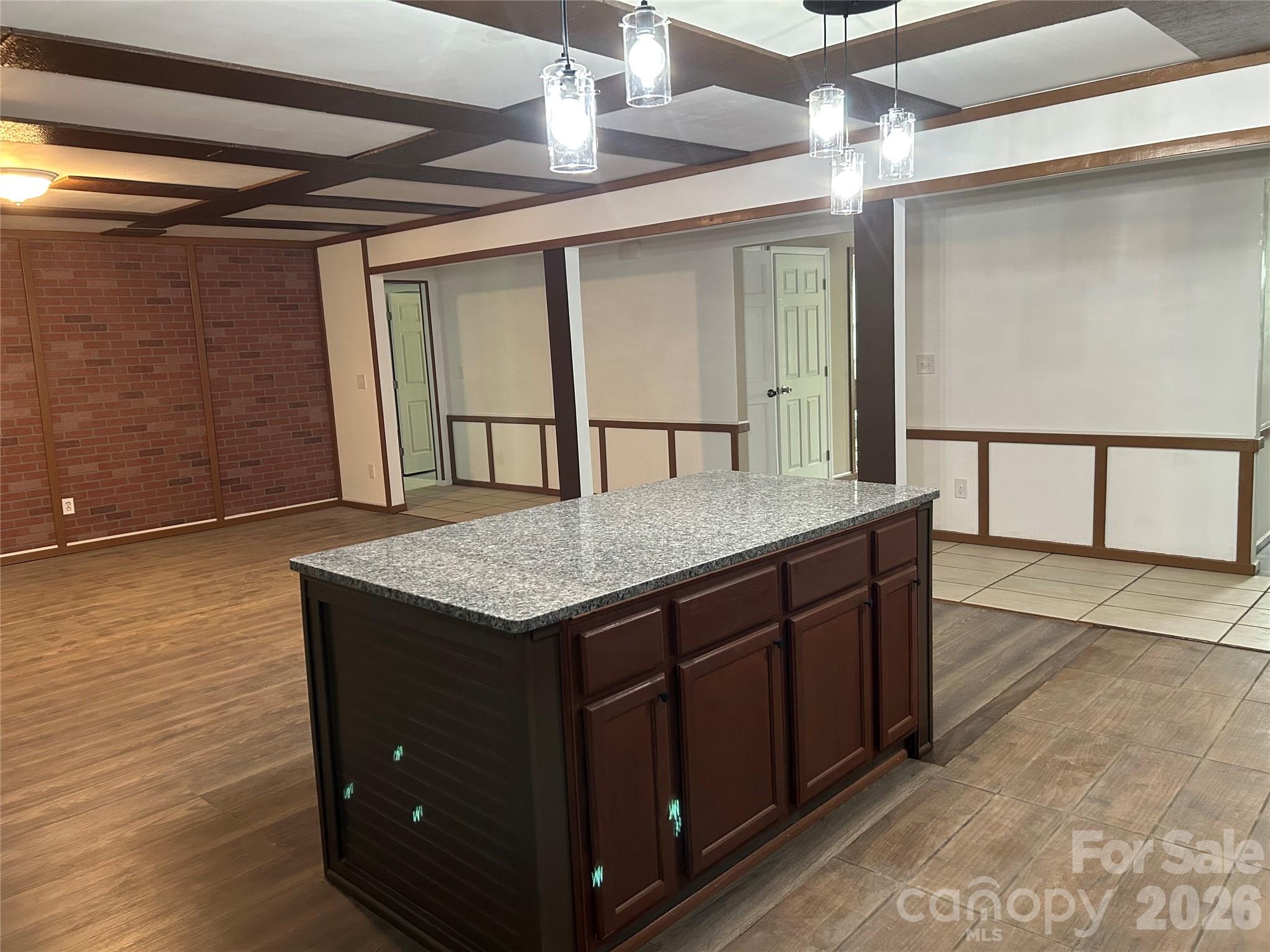 4054 belle meade Circle — Belmont